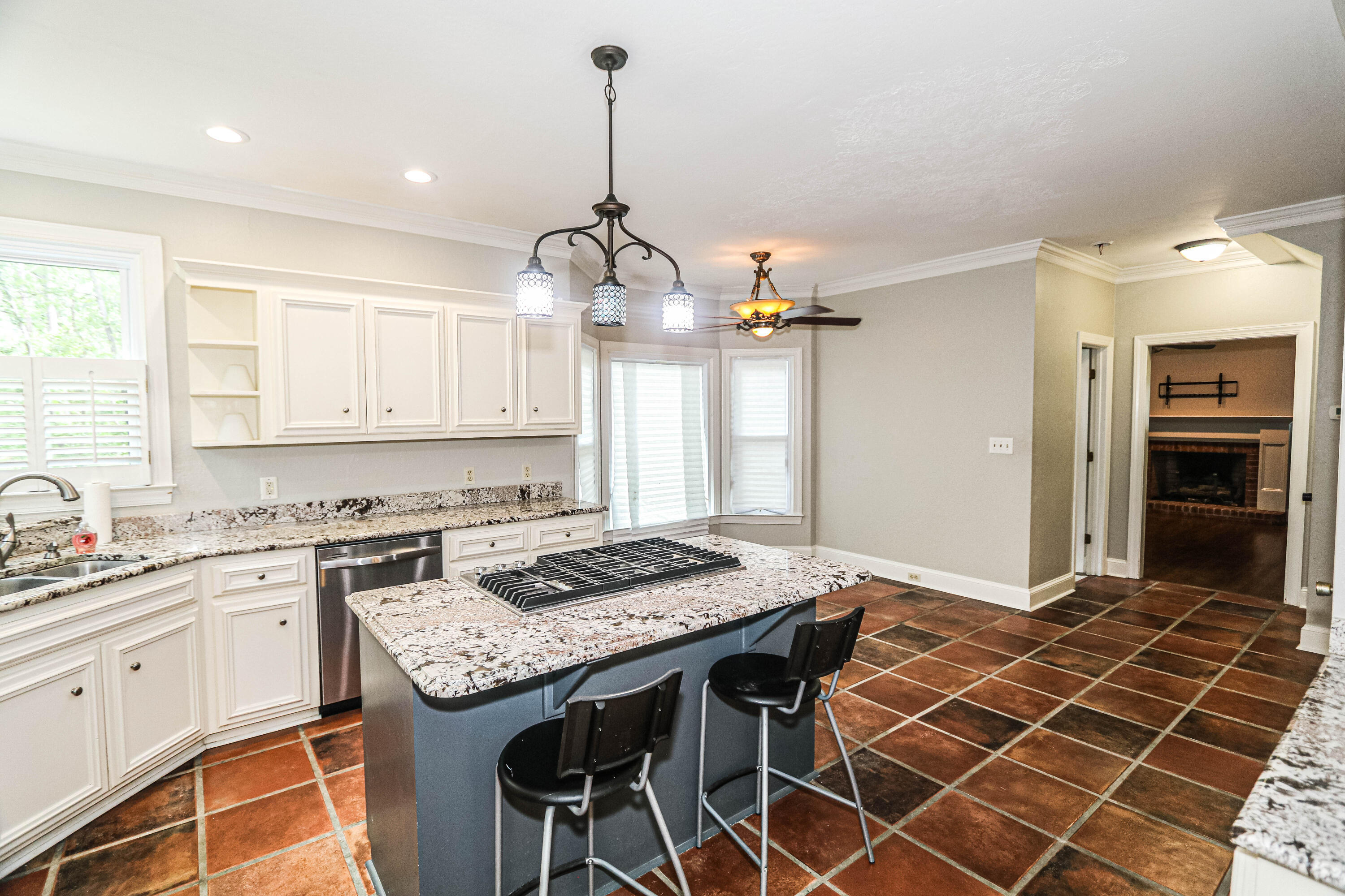 4265 Deerwood Lane Property Photo 16