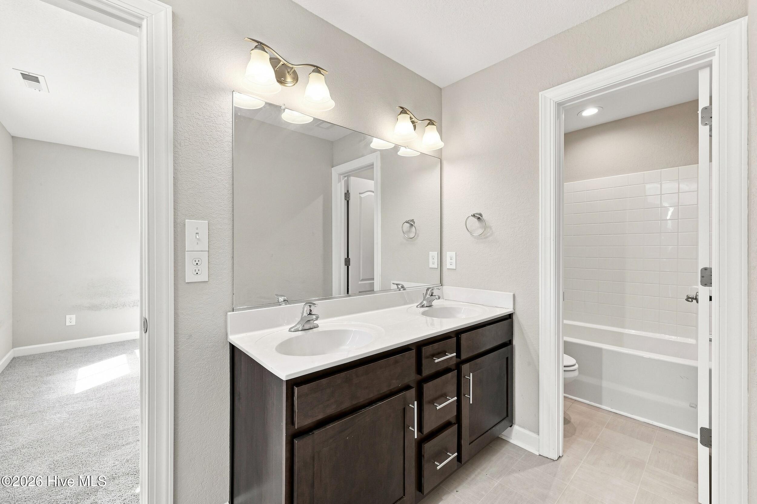 124 Gables Place Property Photo 47