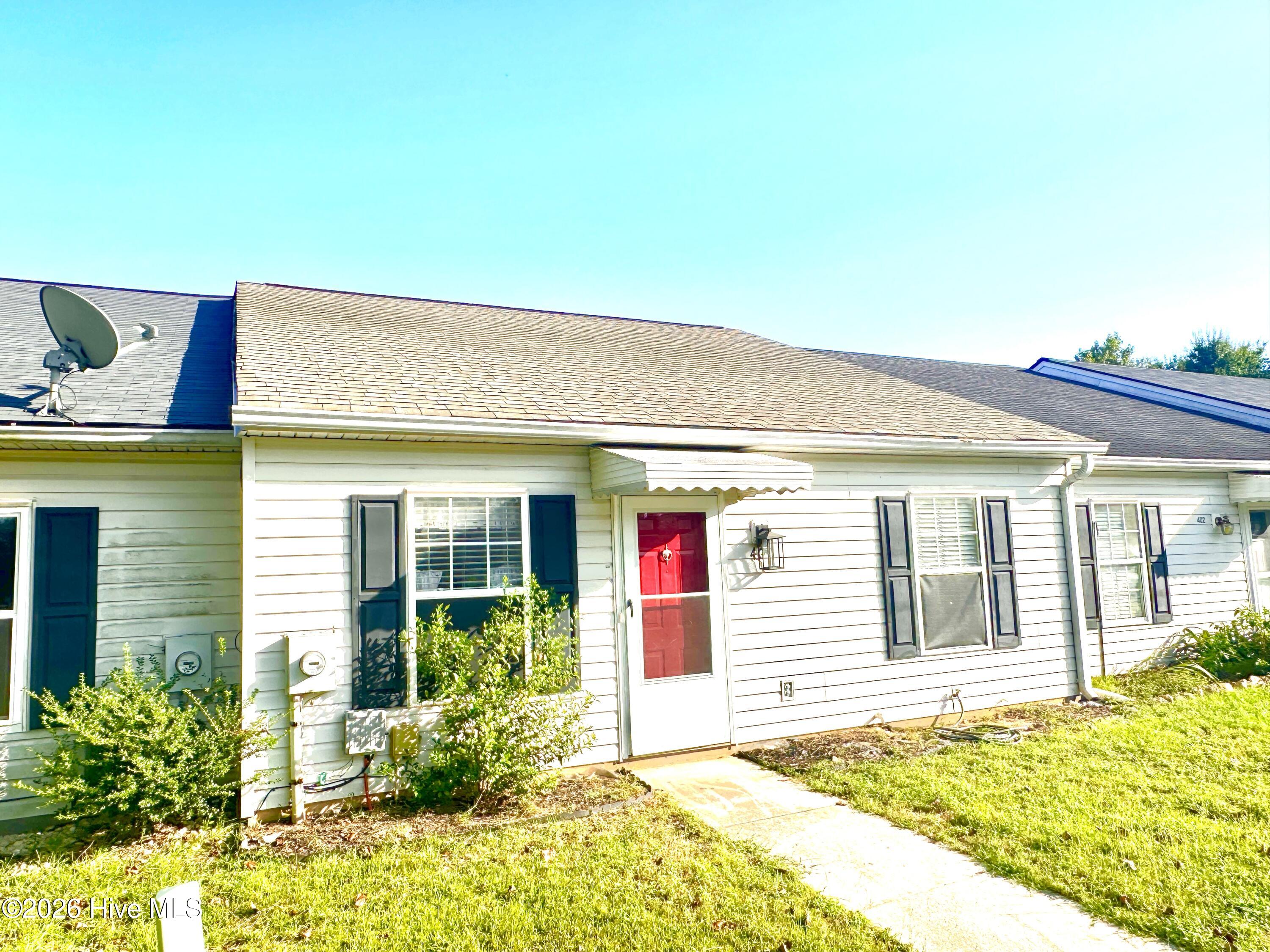 404 Northrop Place Property Photo 1