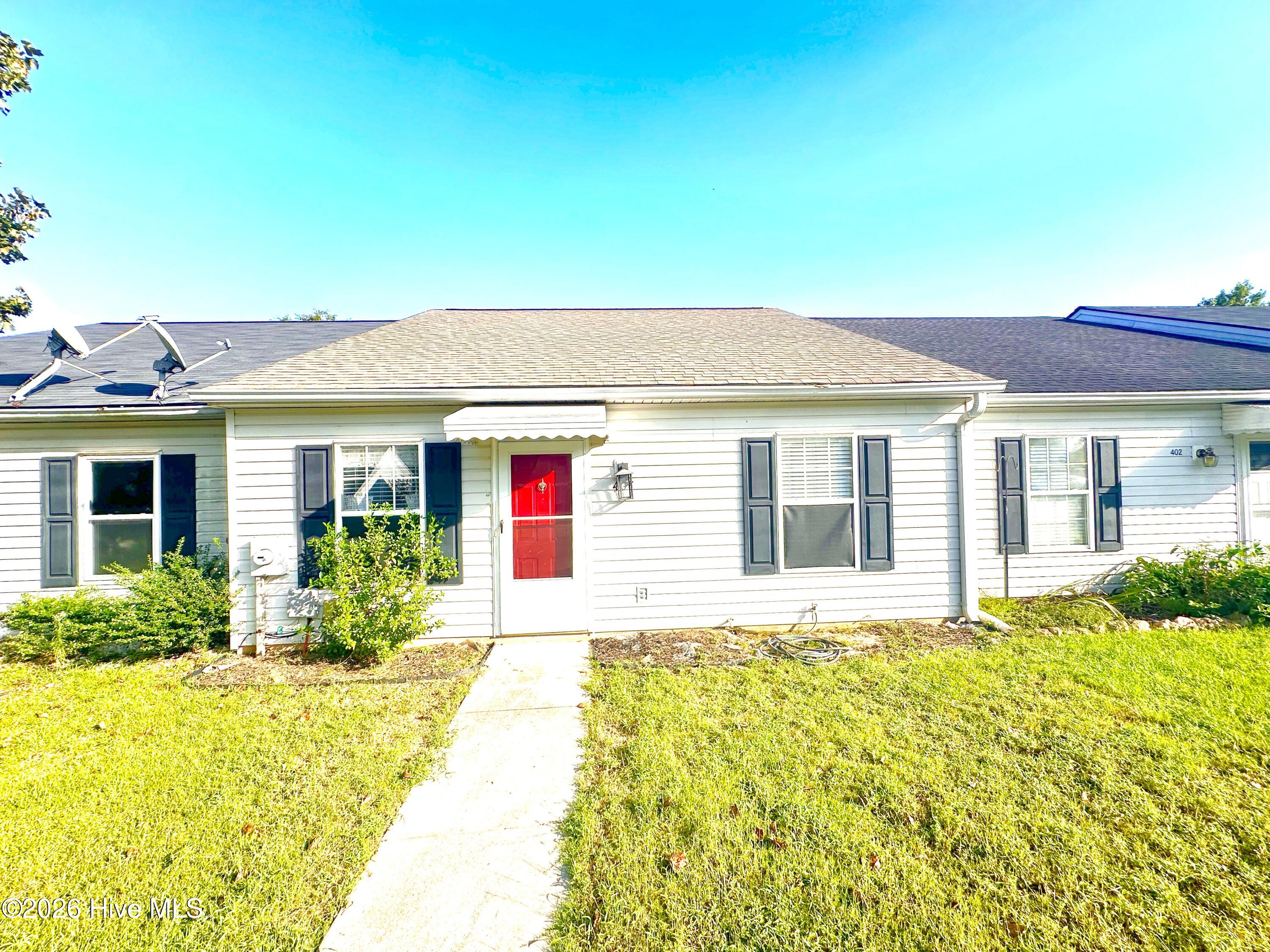 404 Northrop Place Property Photo 4