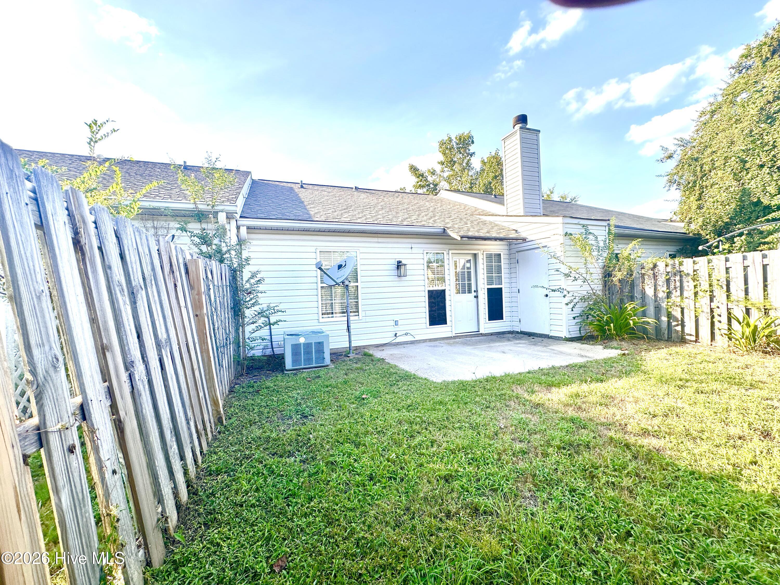 404 Northrop Place Property Photo 21
