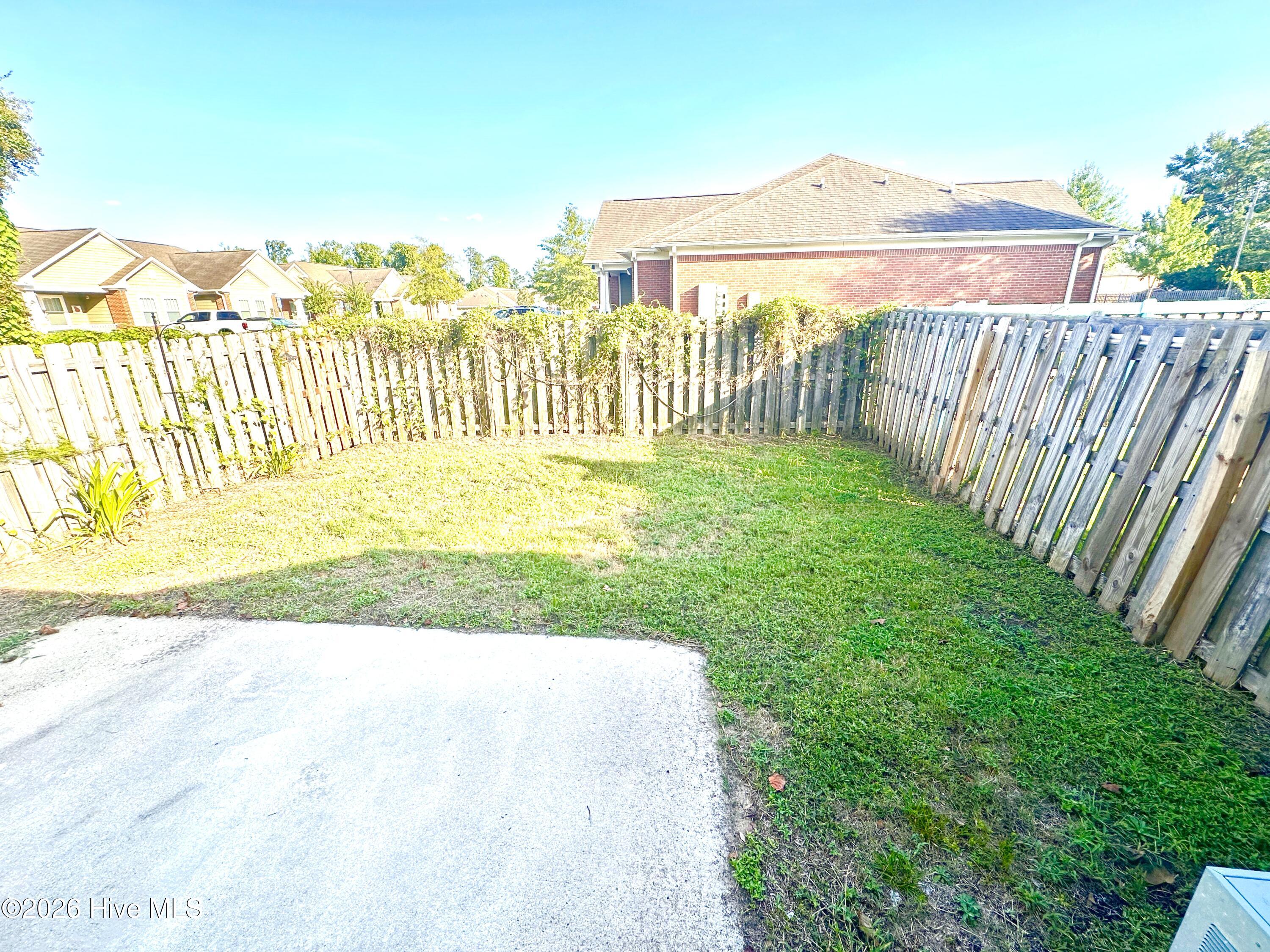 404 Northrop Place Property Photo 22