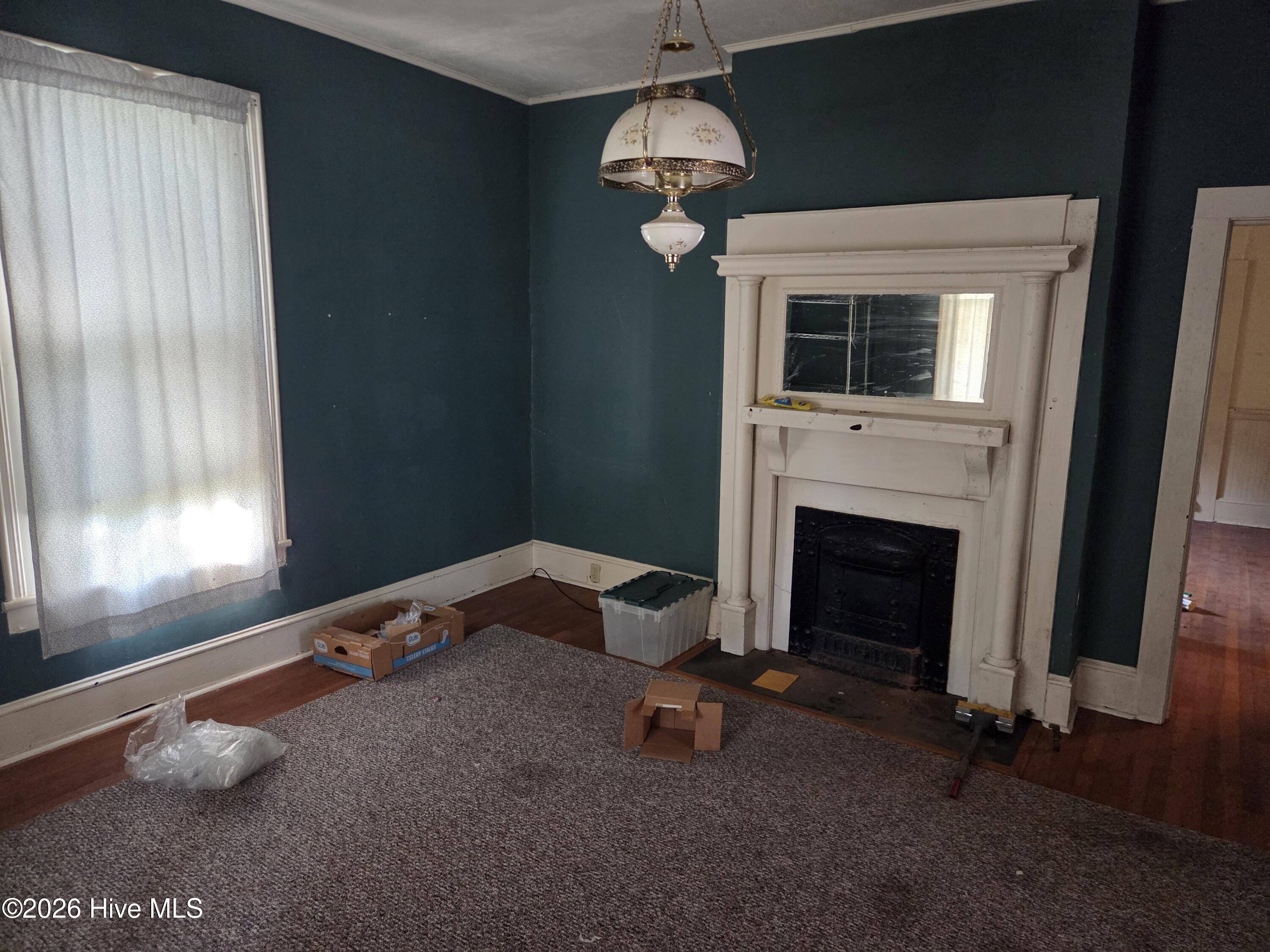 321 Mcdonald Avenue Property Photo 6