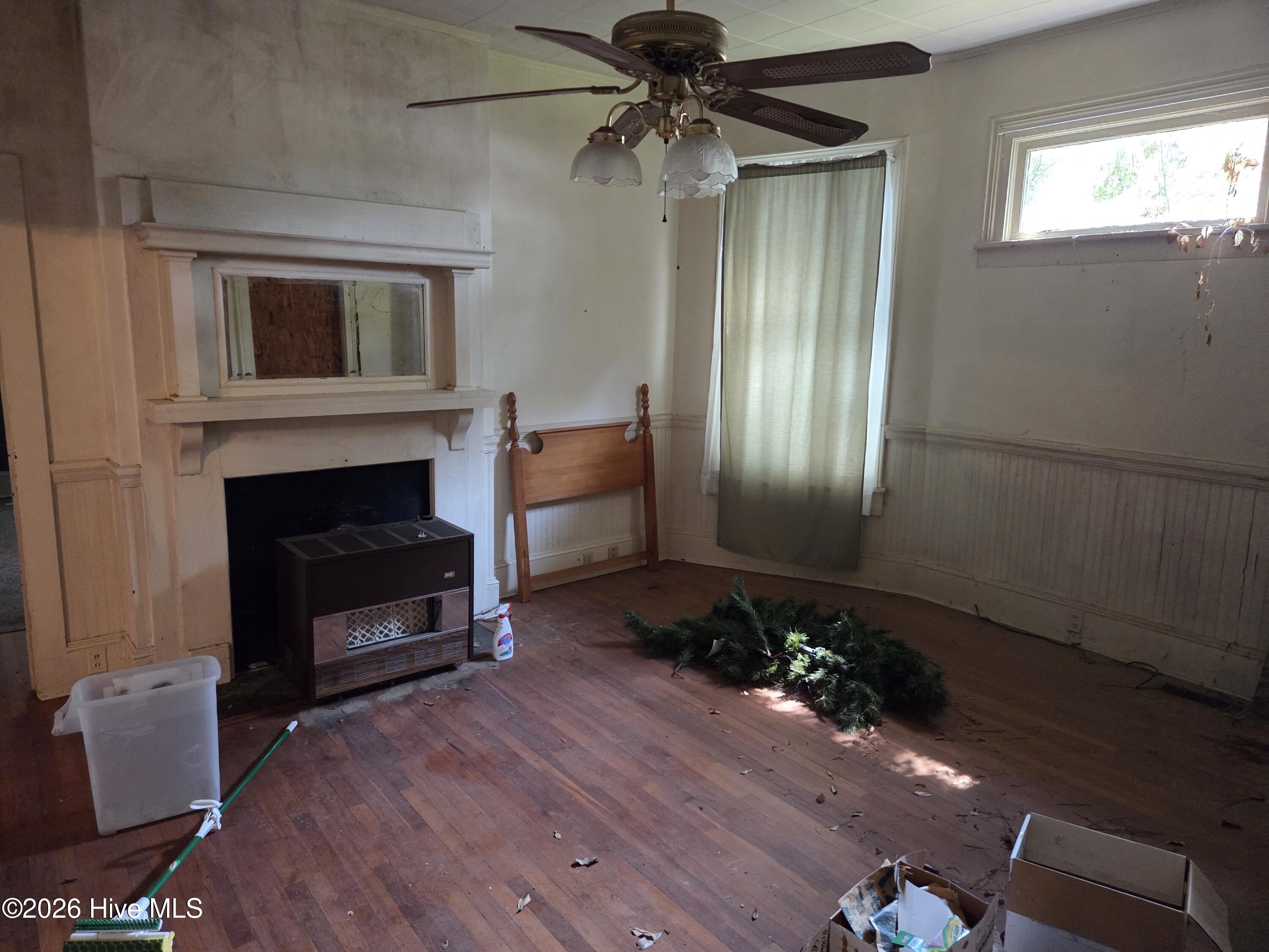 321 Mcdonald Avenue Property Photo 7