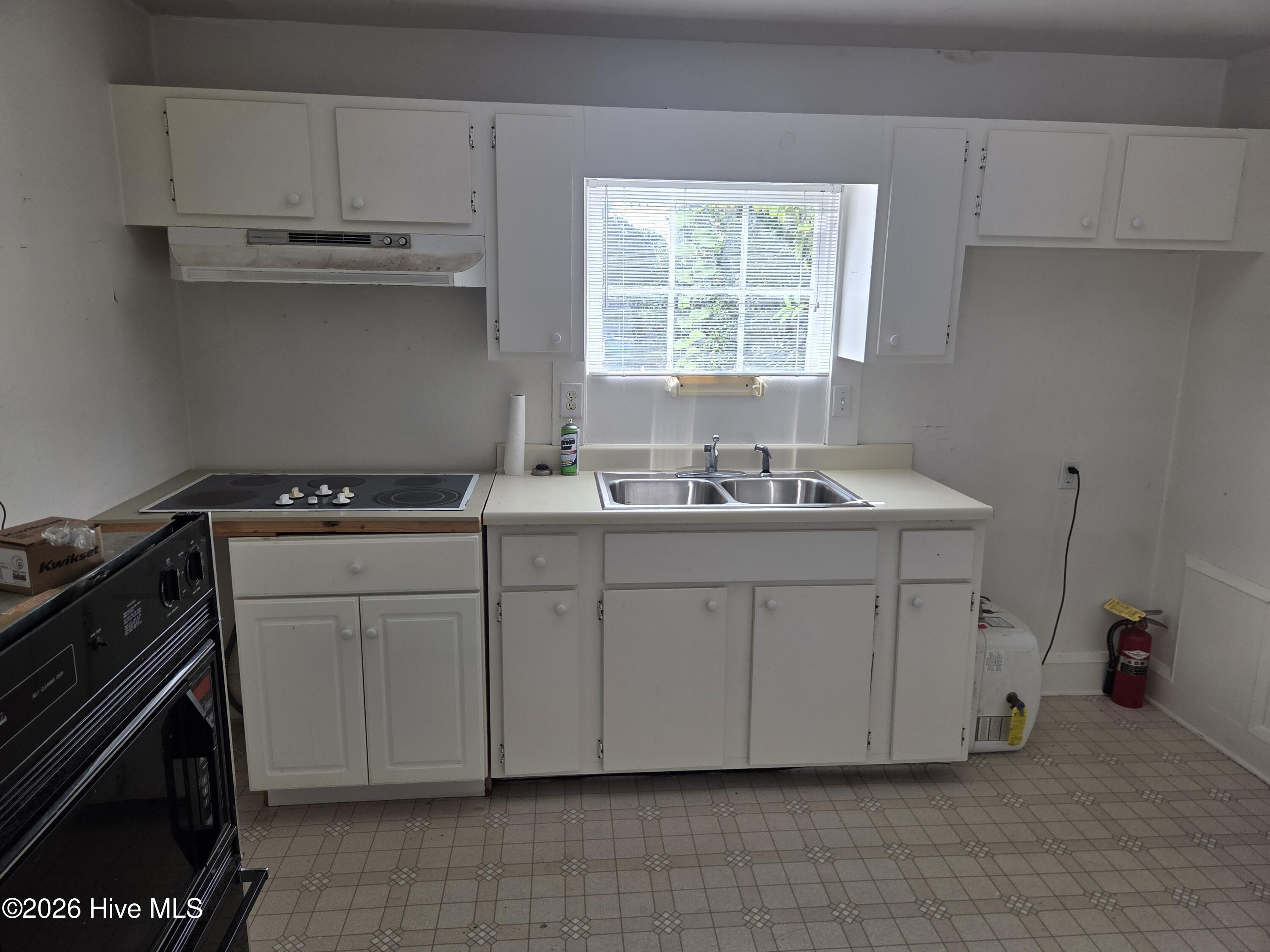 321 Mcdonald Avenue Property Photo 23