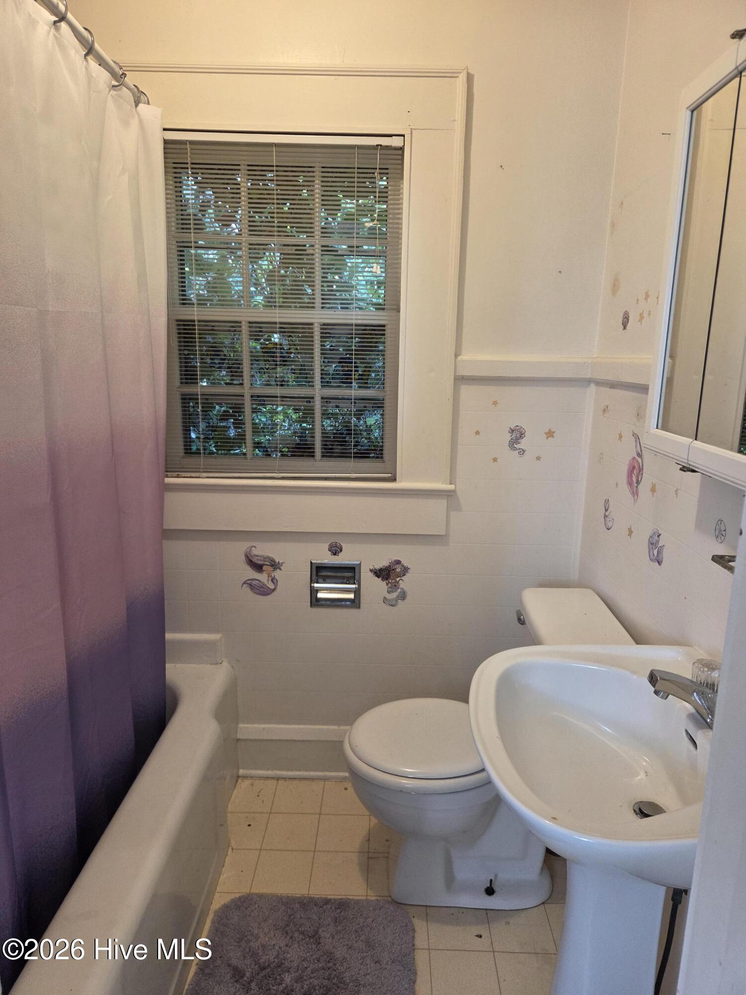 321 Mcdonald Avenue Property Photo 25