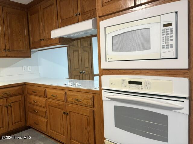 3001 Ridgecrest Drive Property Photo 3