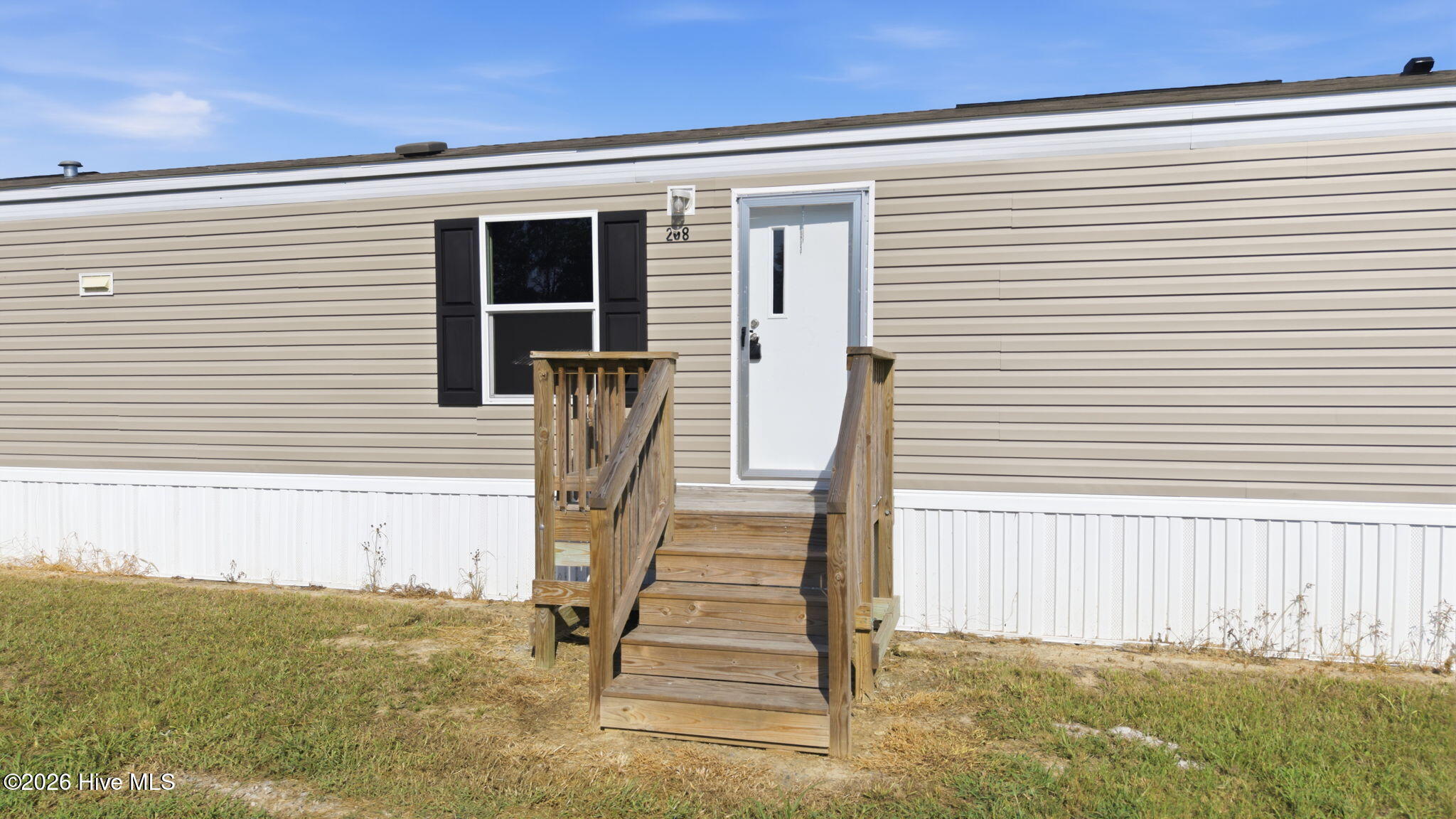 208 Meadow Drive Property Photo 4