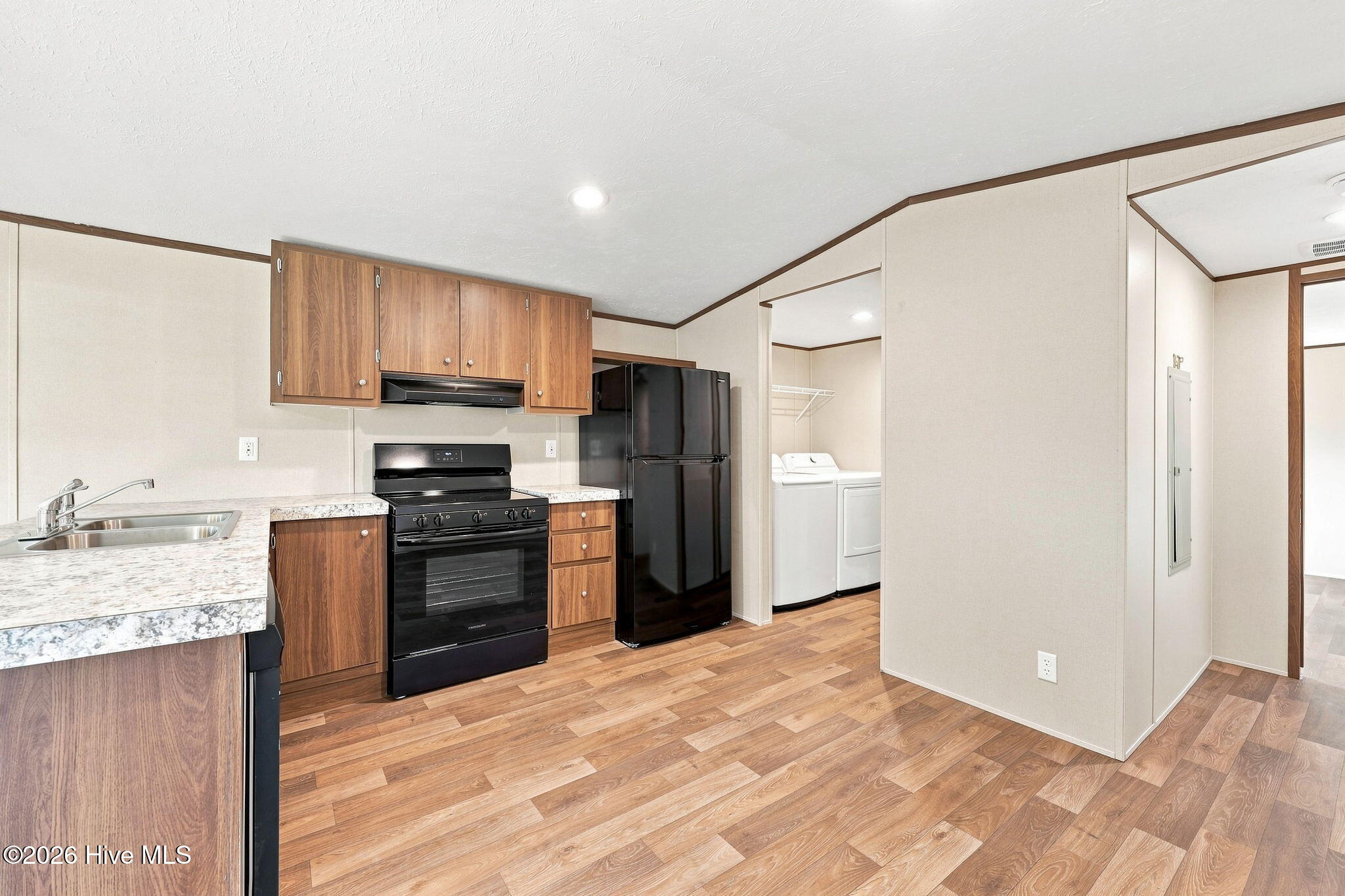 208 Meadow Drive Property Photo 28