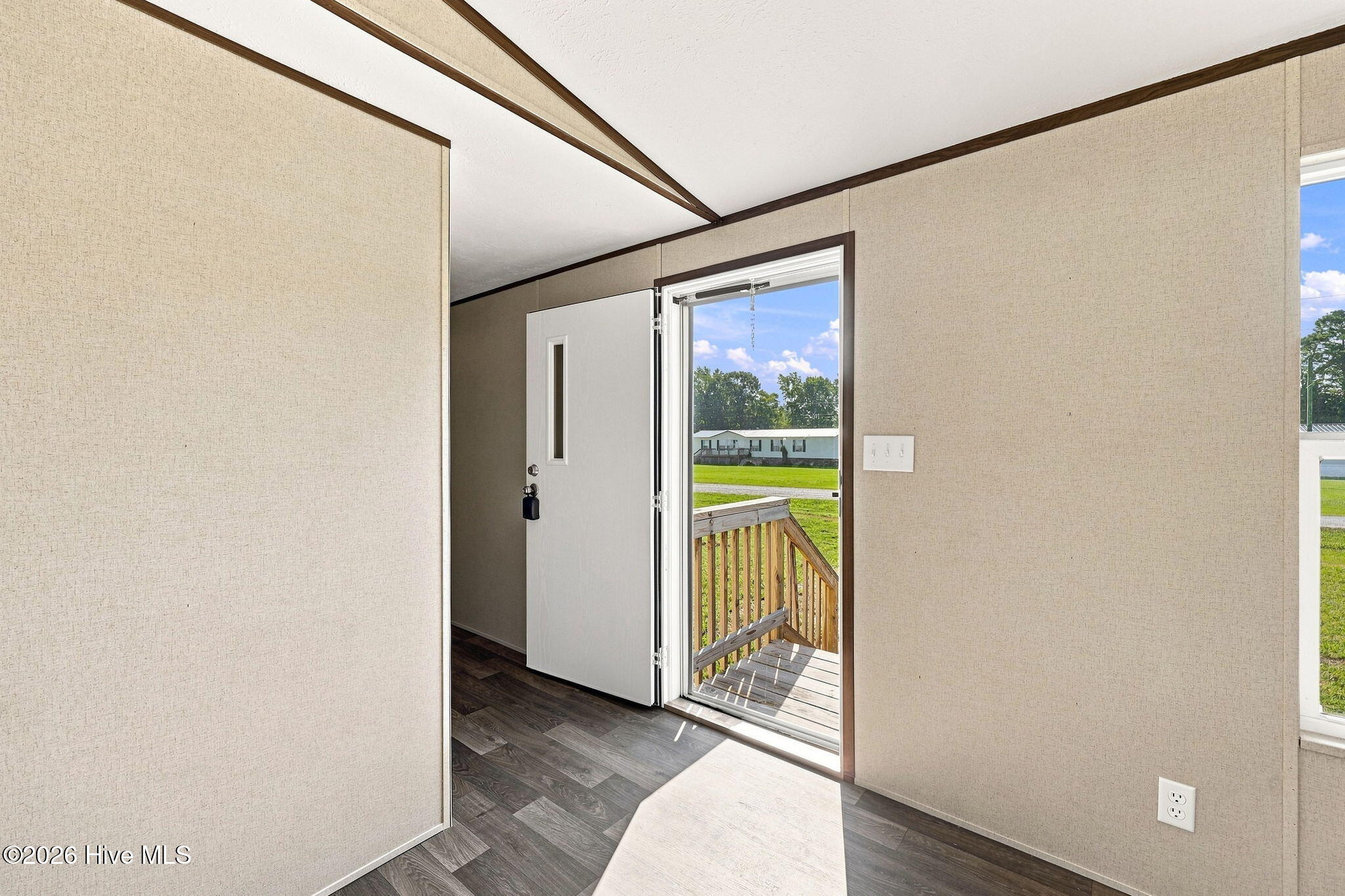 208 Meadow Drive Property Photo 49