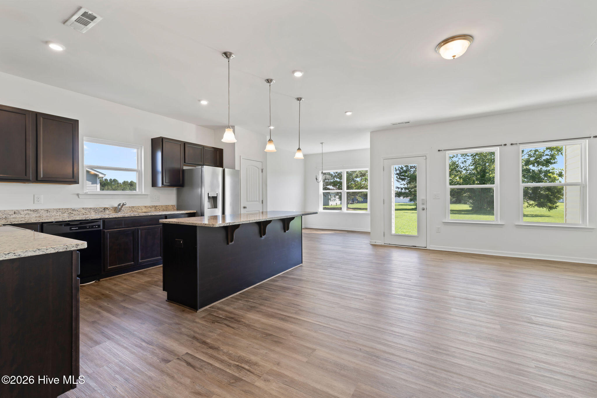 203 Kenison Way Property Photo 7