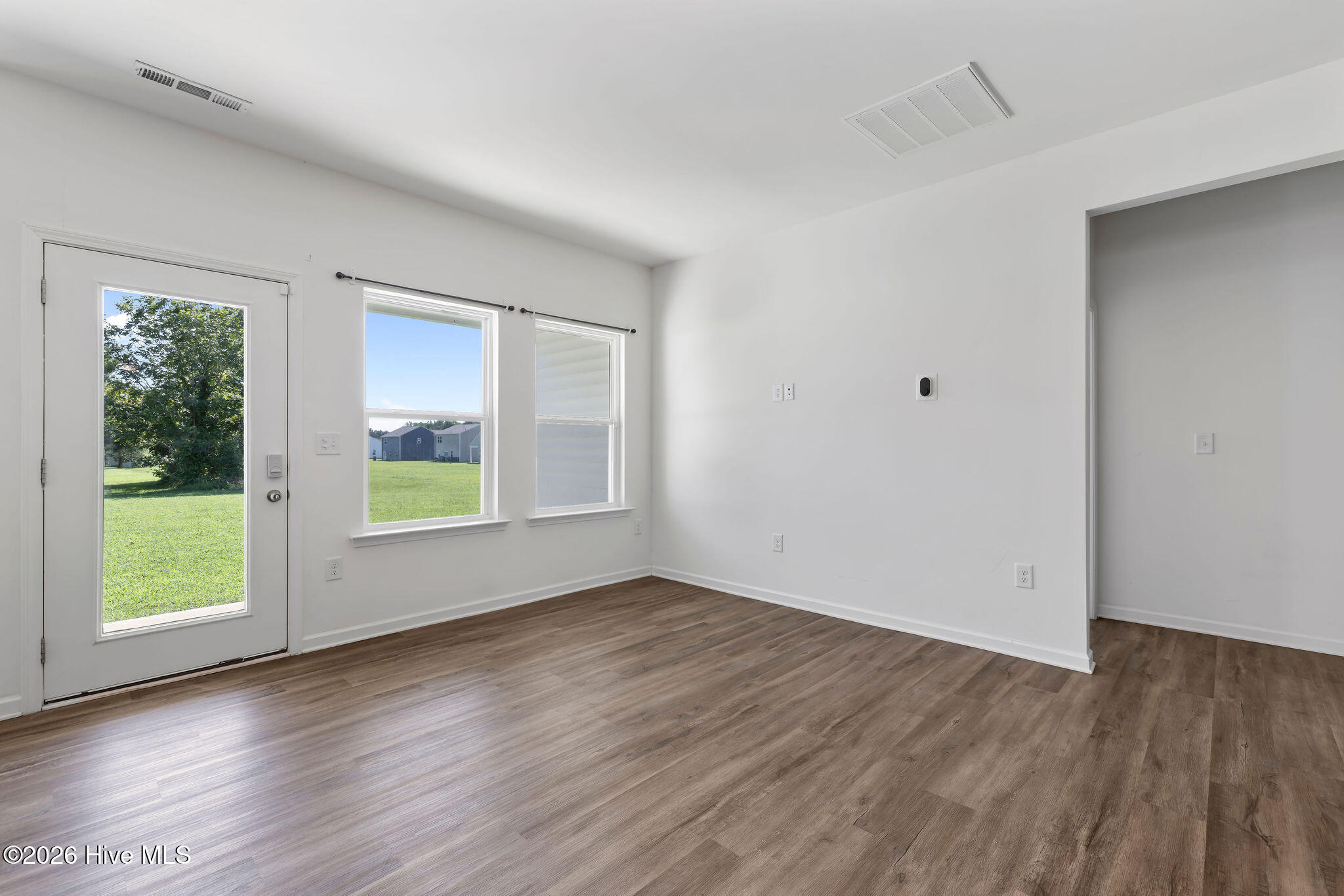 203 Kenison Way Property Photo 12