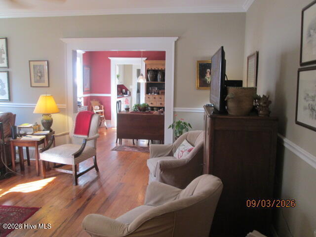 104 E 13th Street Property Photo 5