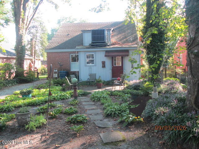 104 E 13th Street Property Photo 26