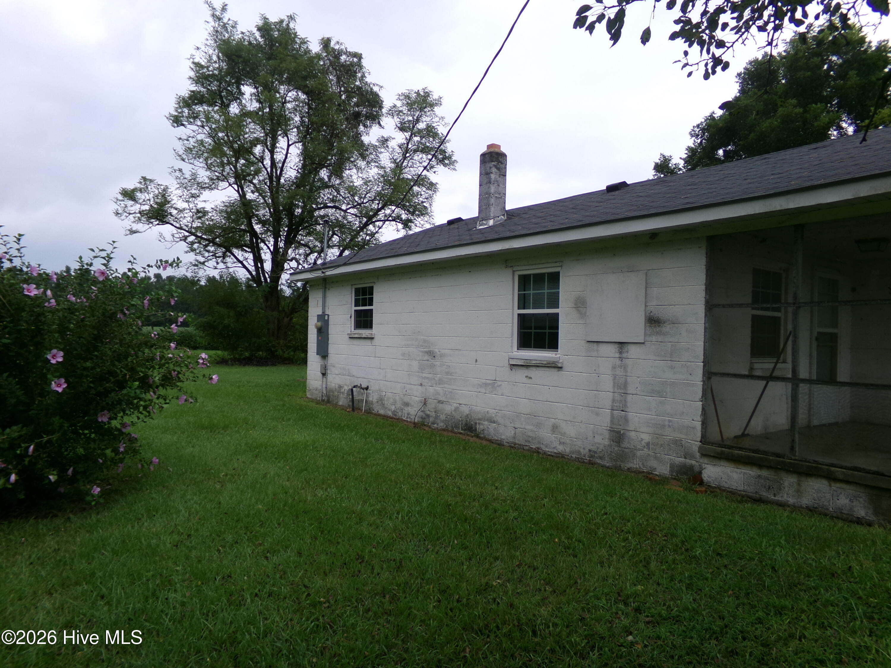 2862 E White Pond Road Property Photo 9