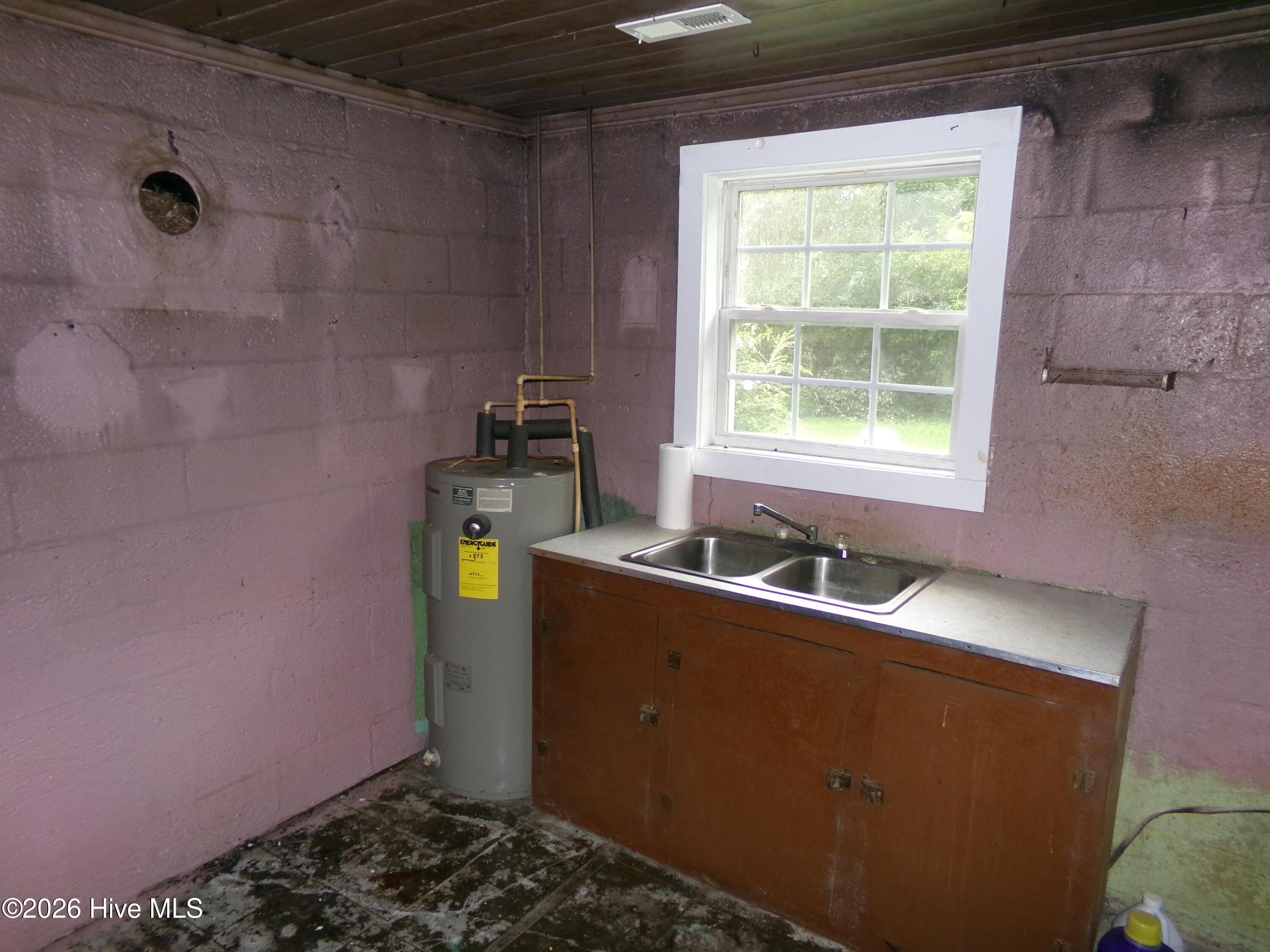 2862 E White Pond Road Property Photo 15