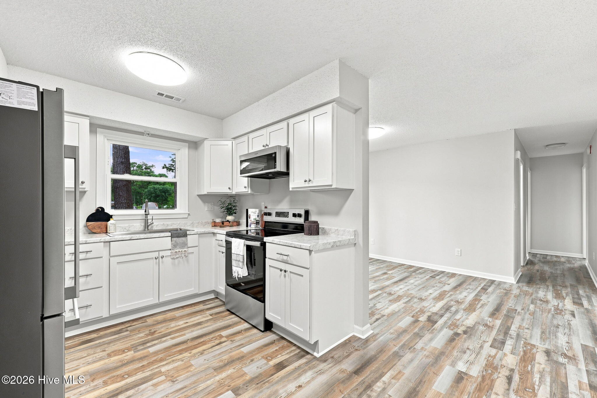 1000 Hedrick Boulevard Property Photo 15