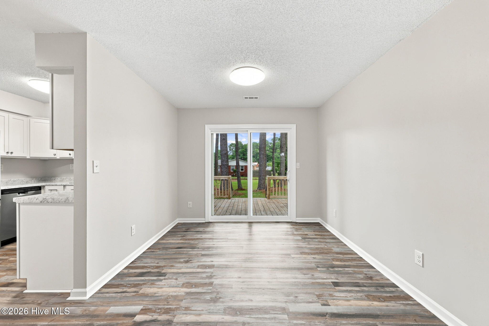1000 Hedrick Boulevard Property Photo 18