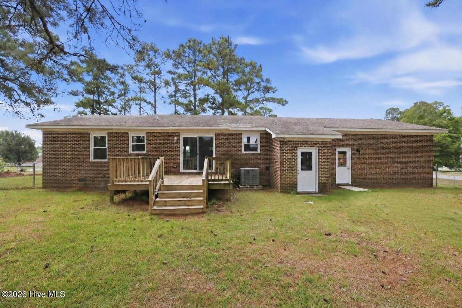 1000 Hedrick Boulevard Property Photo 32