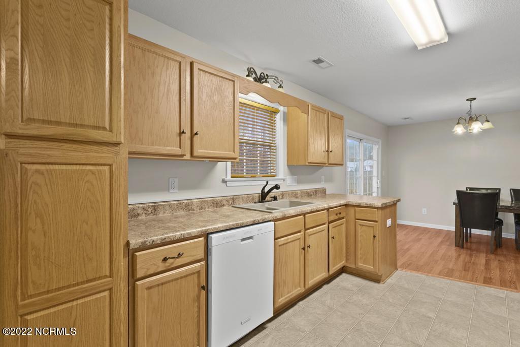 102 Crystal Stone Way Property Photo 8