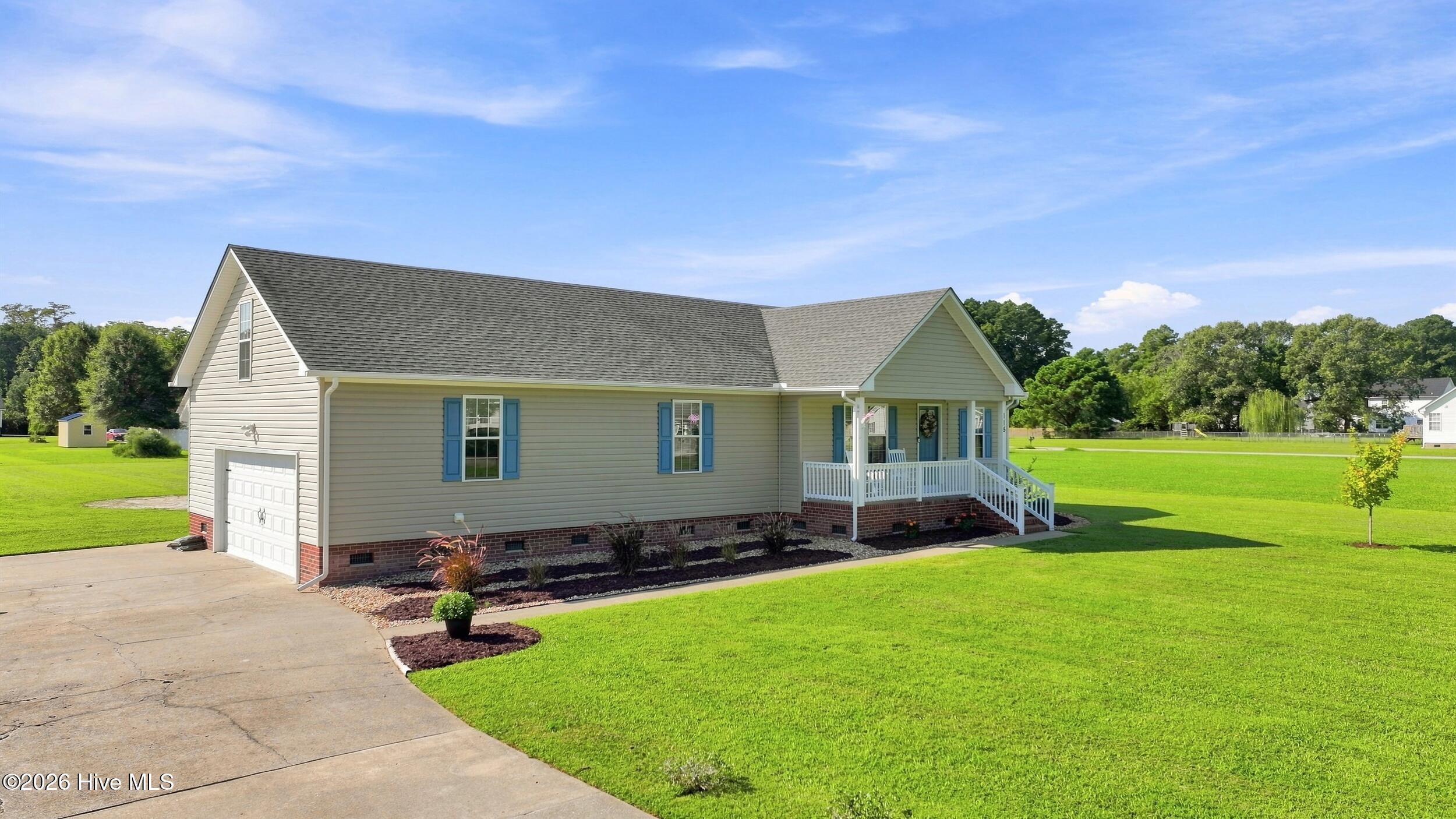 115 Taylors Lane Property Photo 7