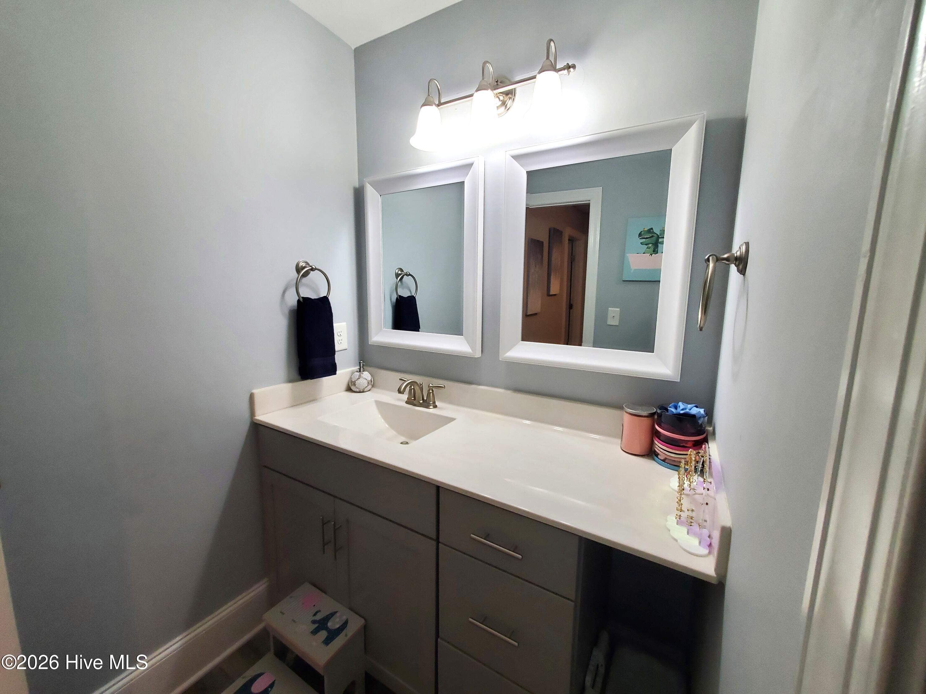 406 Lanyard Drive Property Photo 31