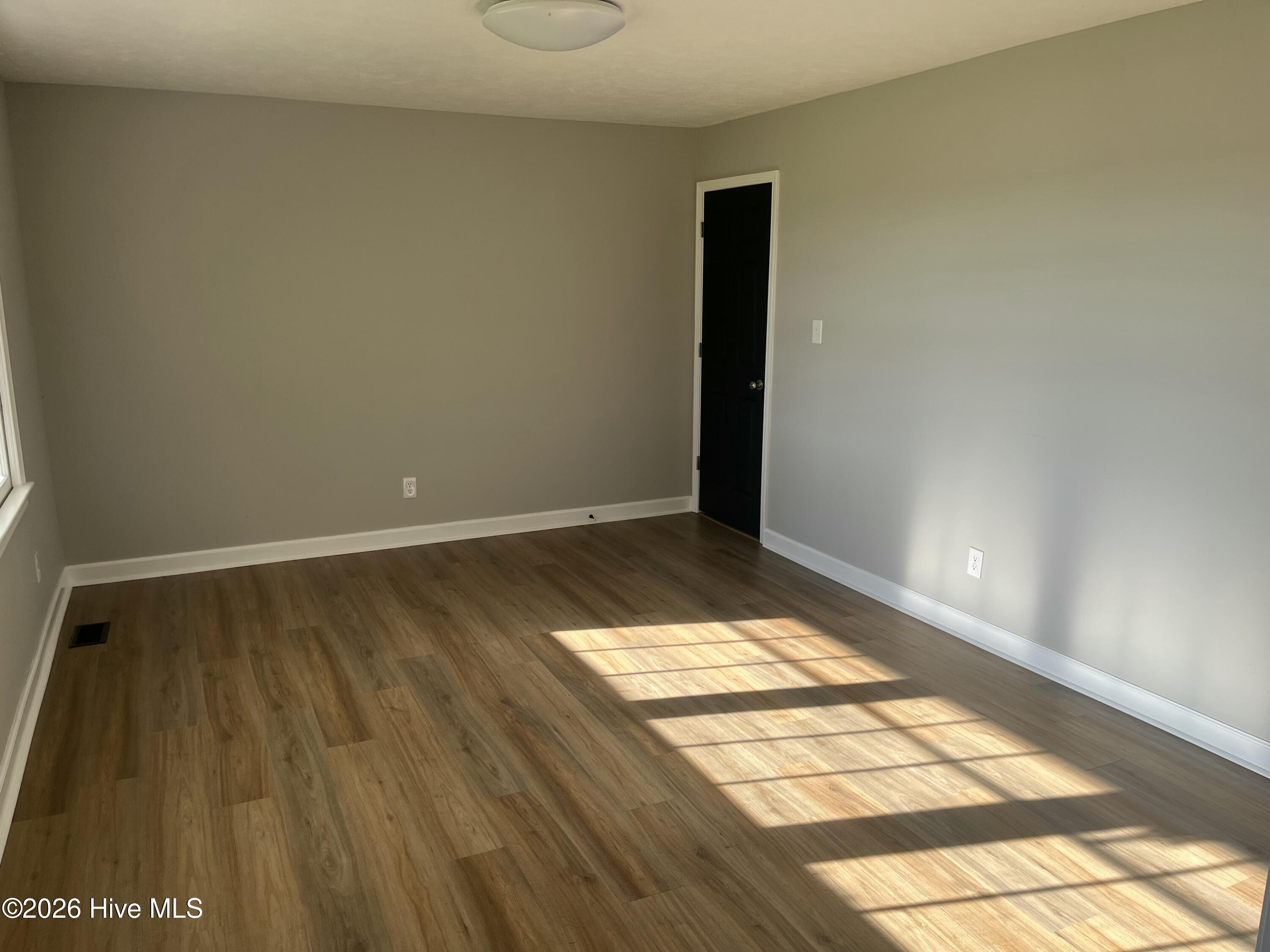 10818 Old Lumberton Road Property Photo 6