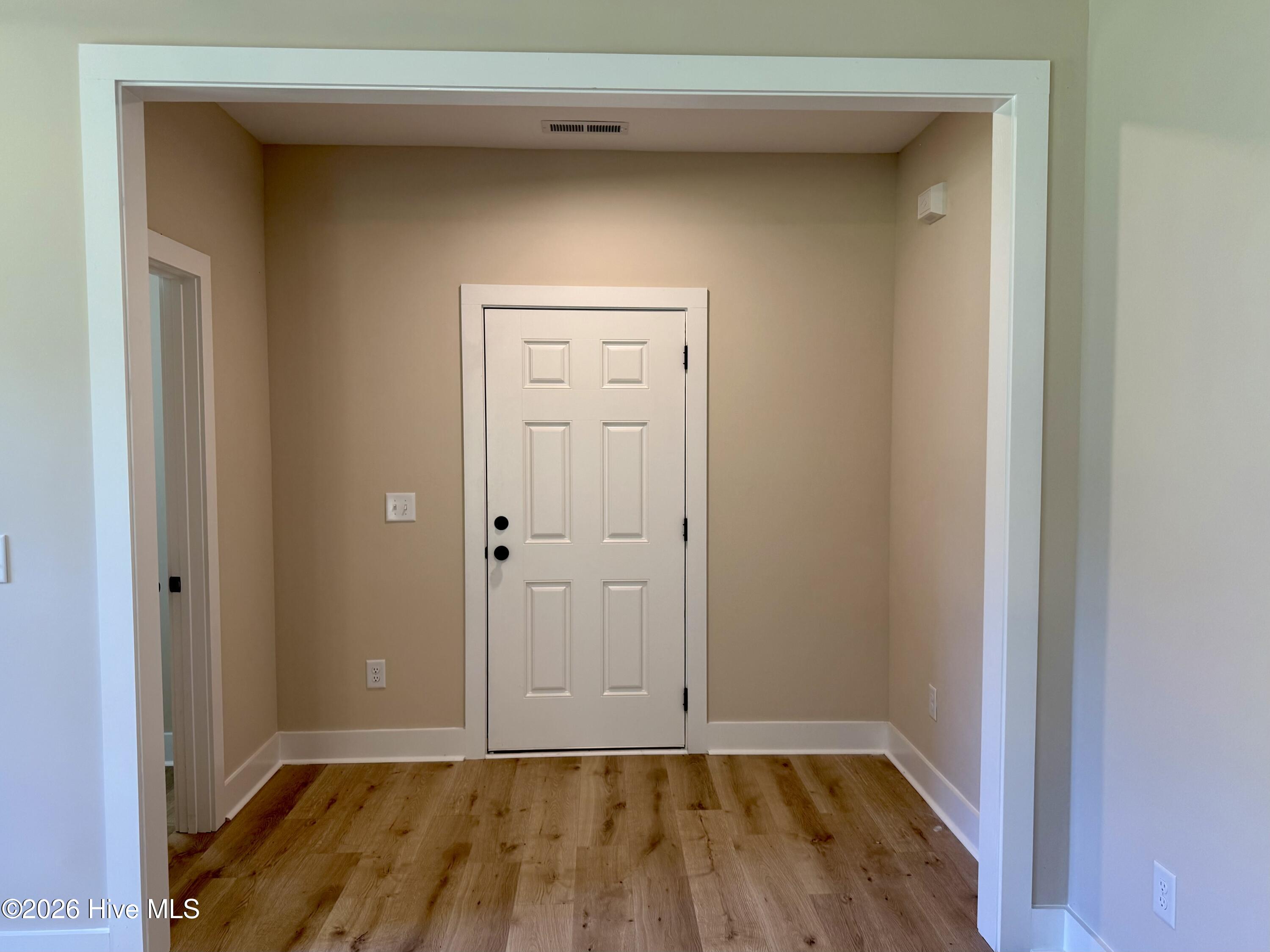 187 Spring Meadows Drive Property Photo 6
