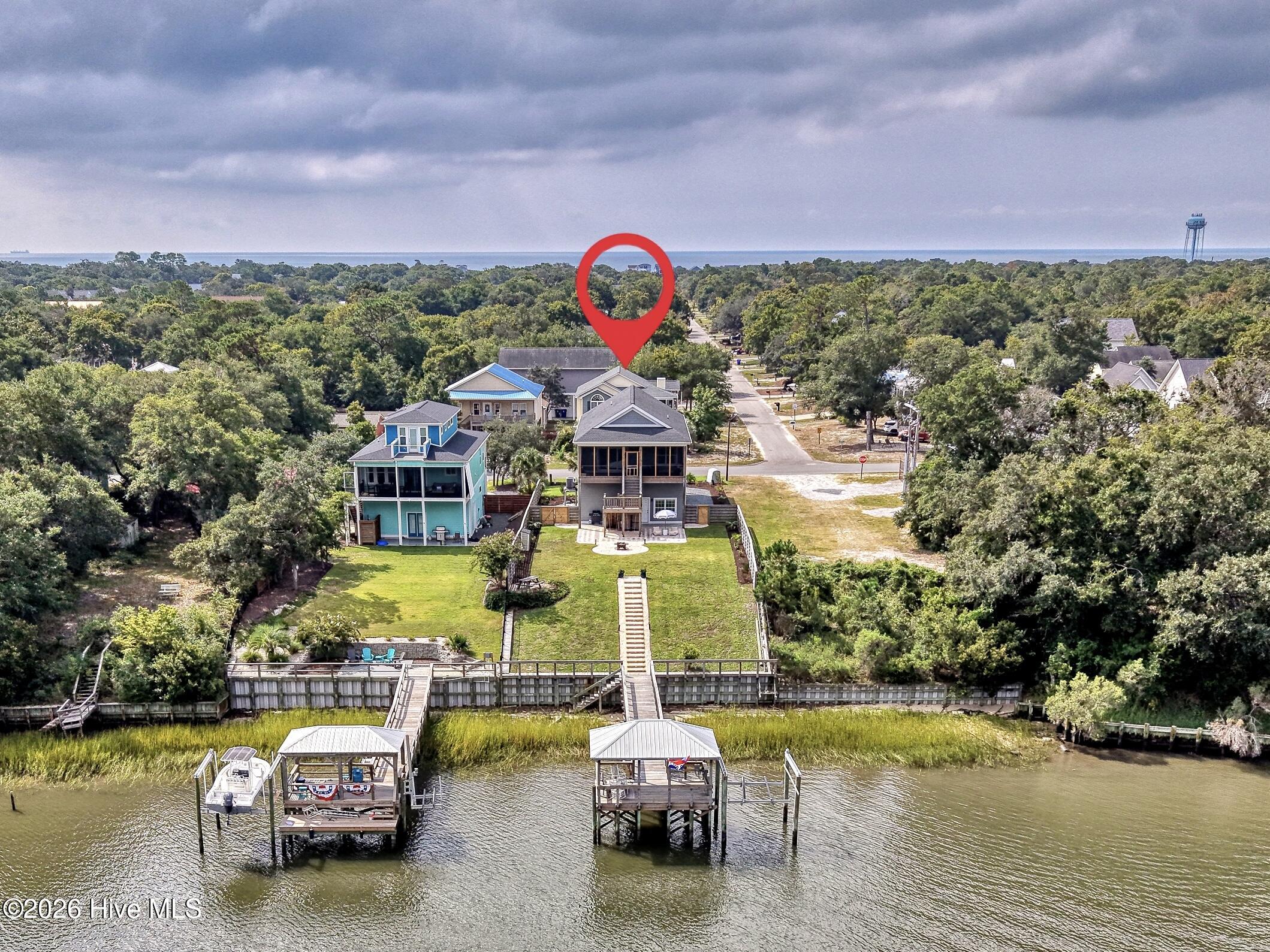 602 E Yacht Drive Property Photo 1