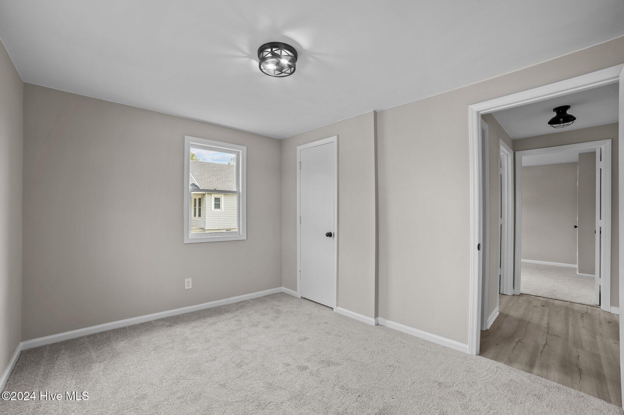 517 W 7th Street Property Photo 15
