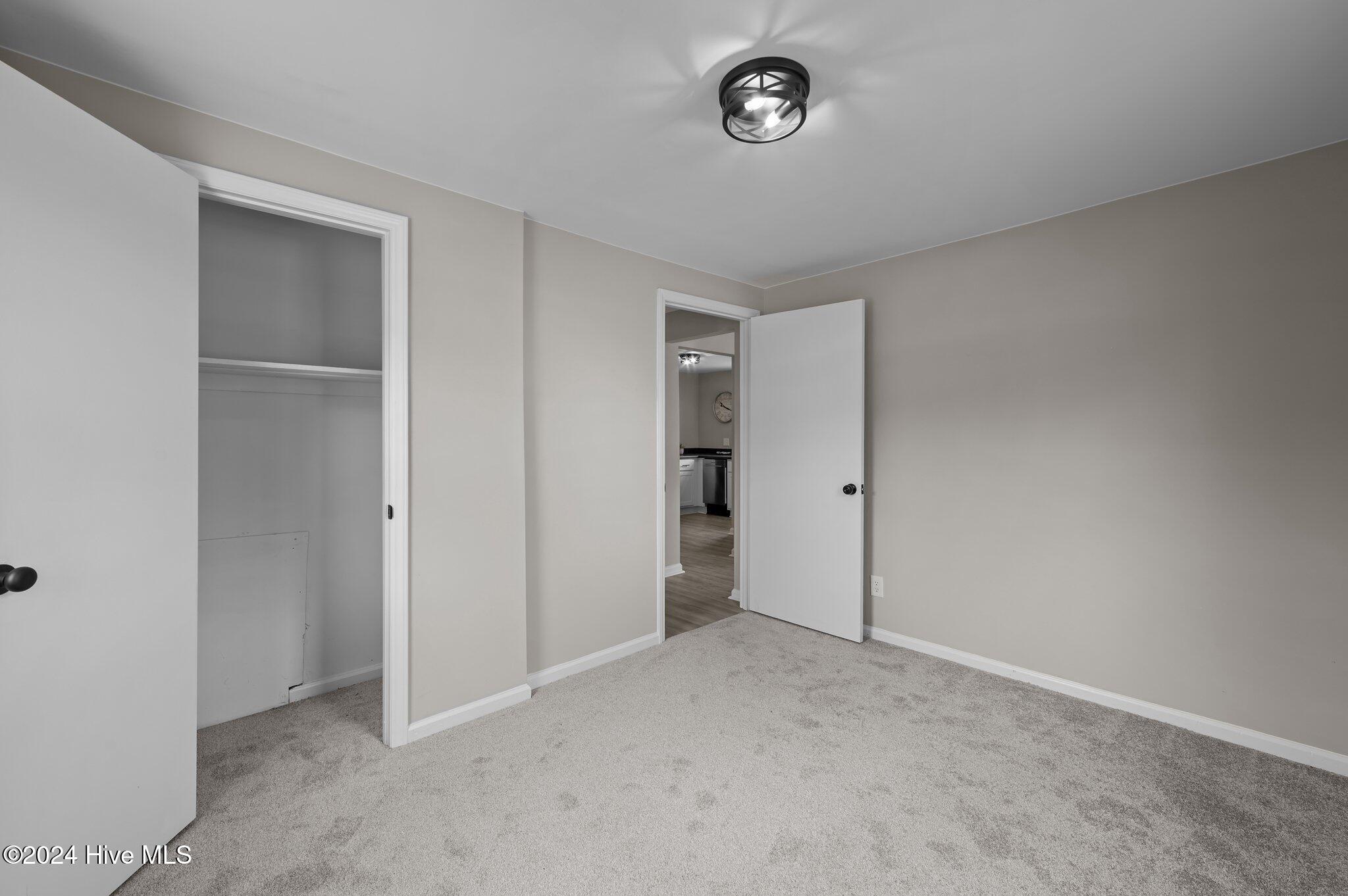 517 W 7th Street Property Photo 16