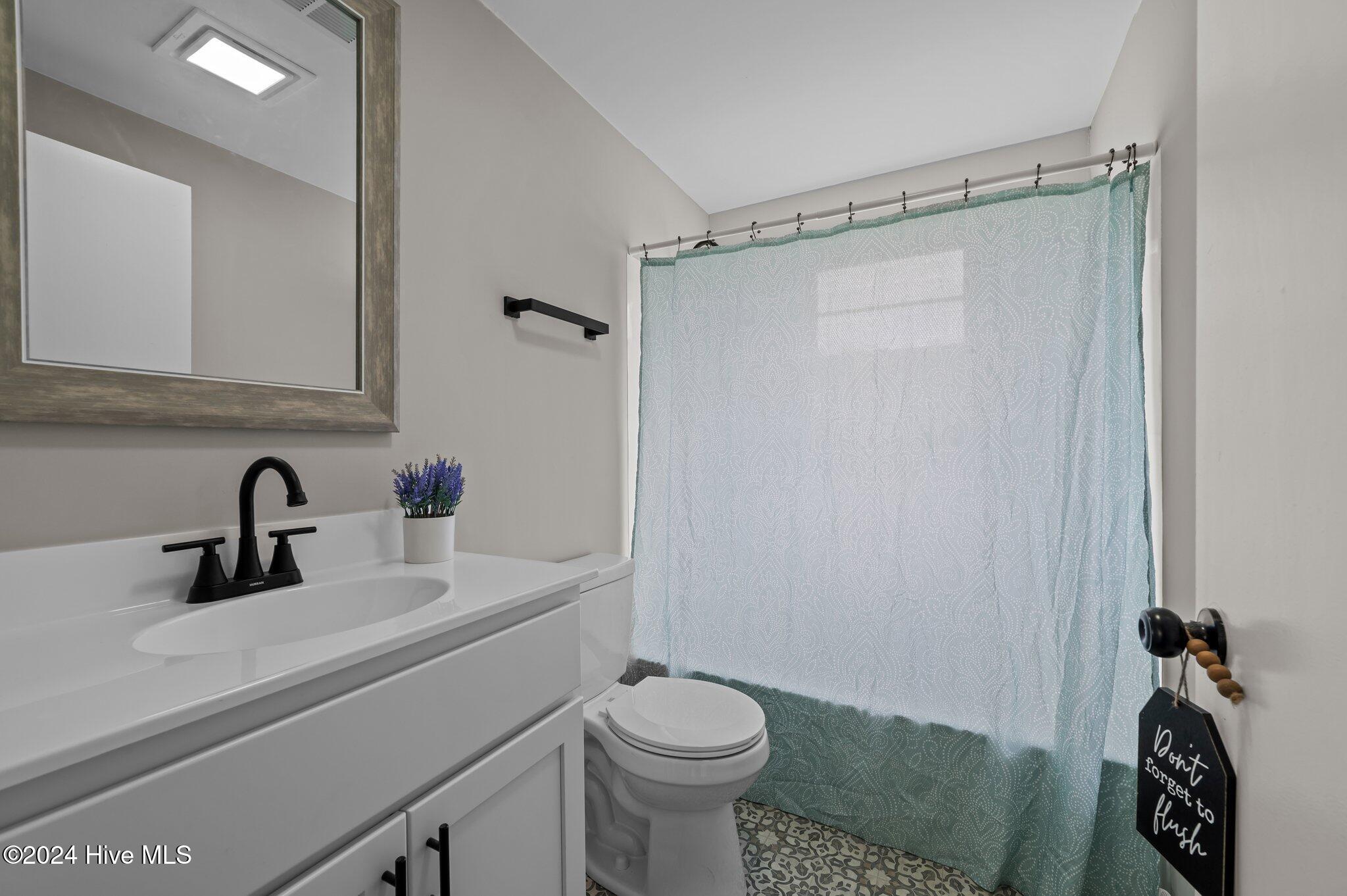 517 W 7th Street Property Photo 20