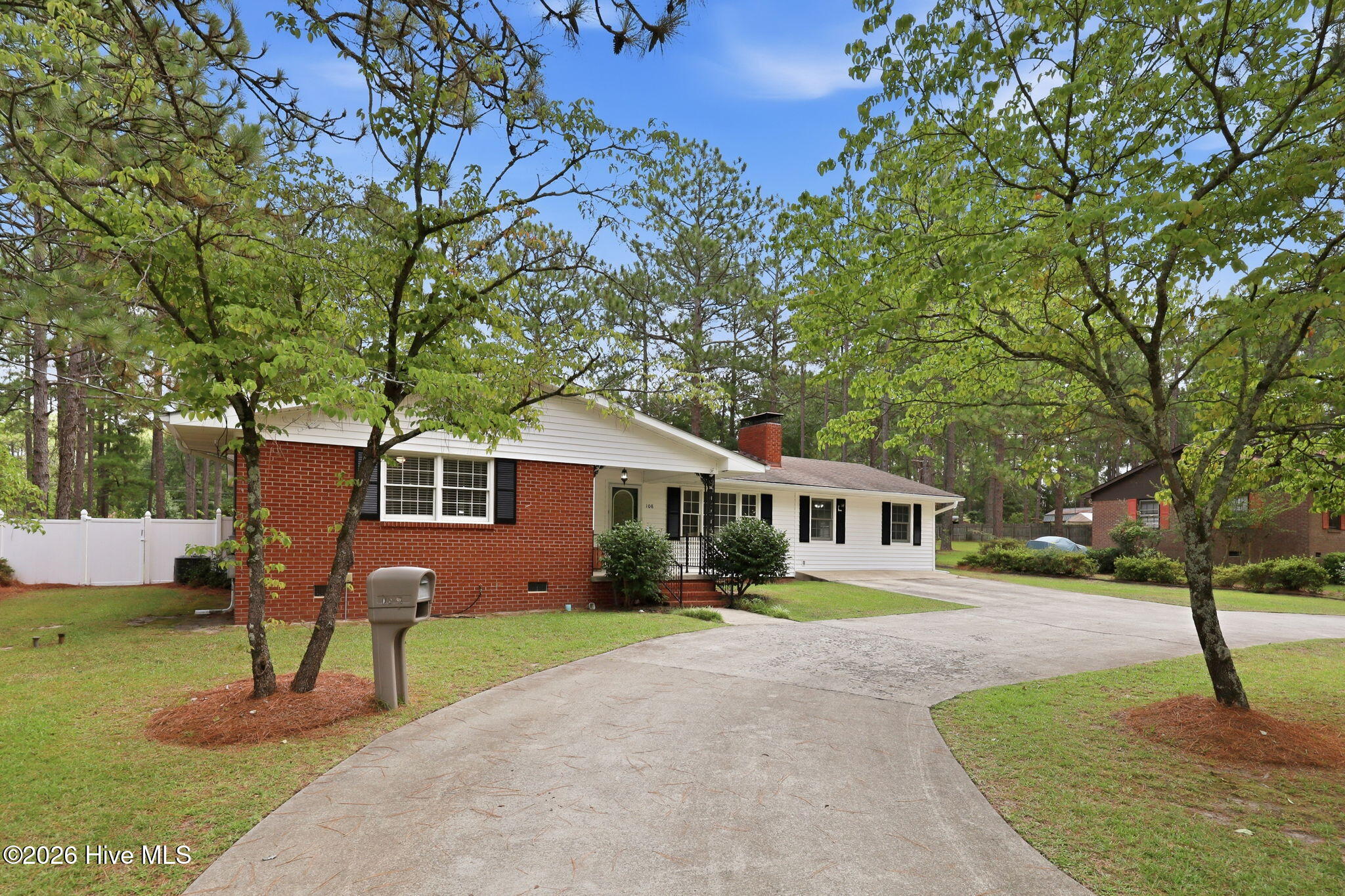 108 Pee Dee Road Property Photo 3