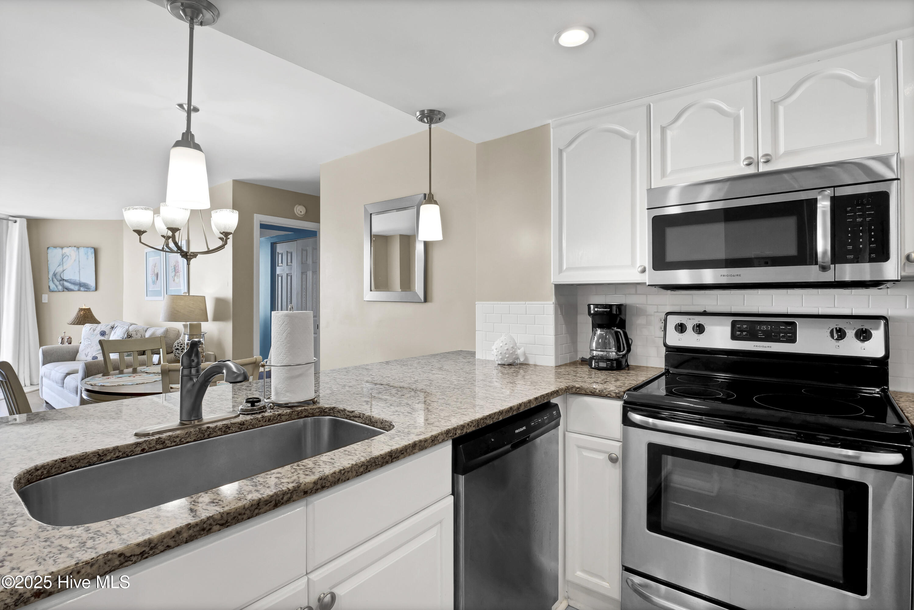 2000 New River Inlet Road Unit 1505 Property Photo 3