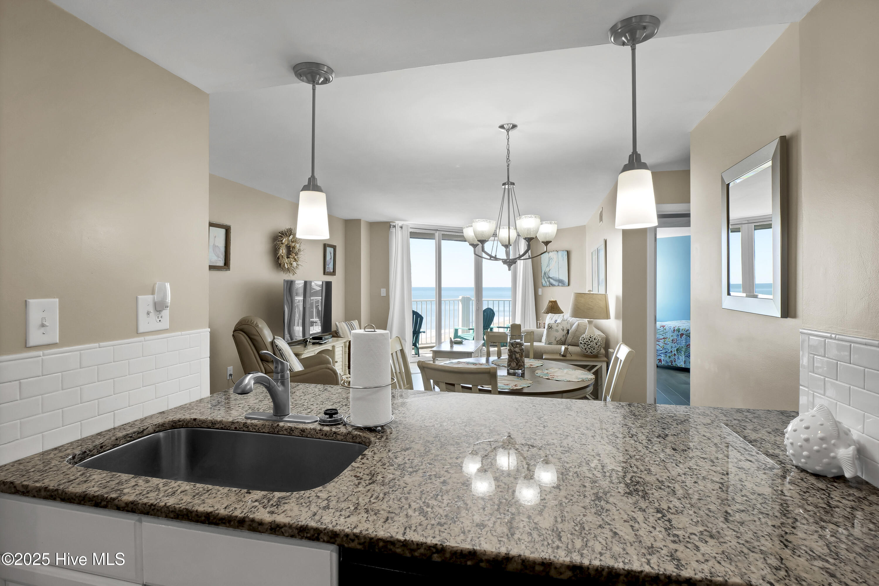 2000 New River Inlet Road Unit 1505 Property Photo 5