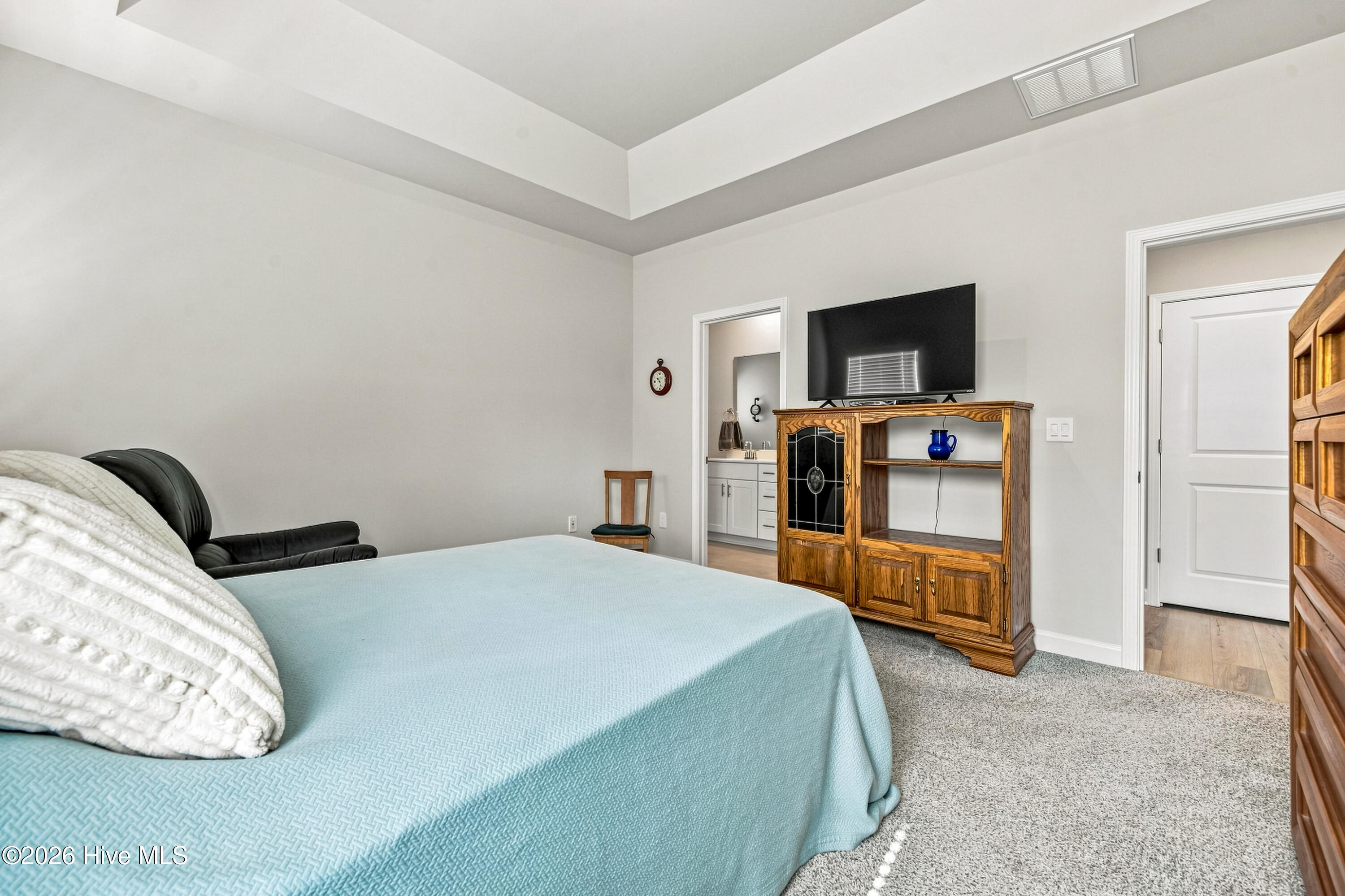 605 Blackthorne Circle Nw Property Photo 19