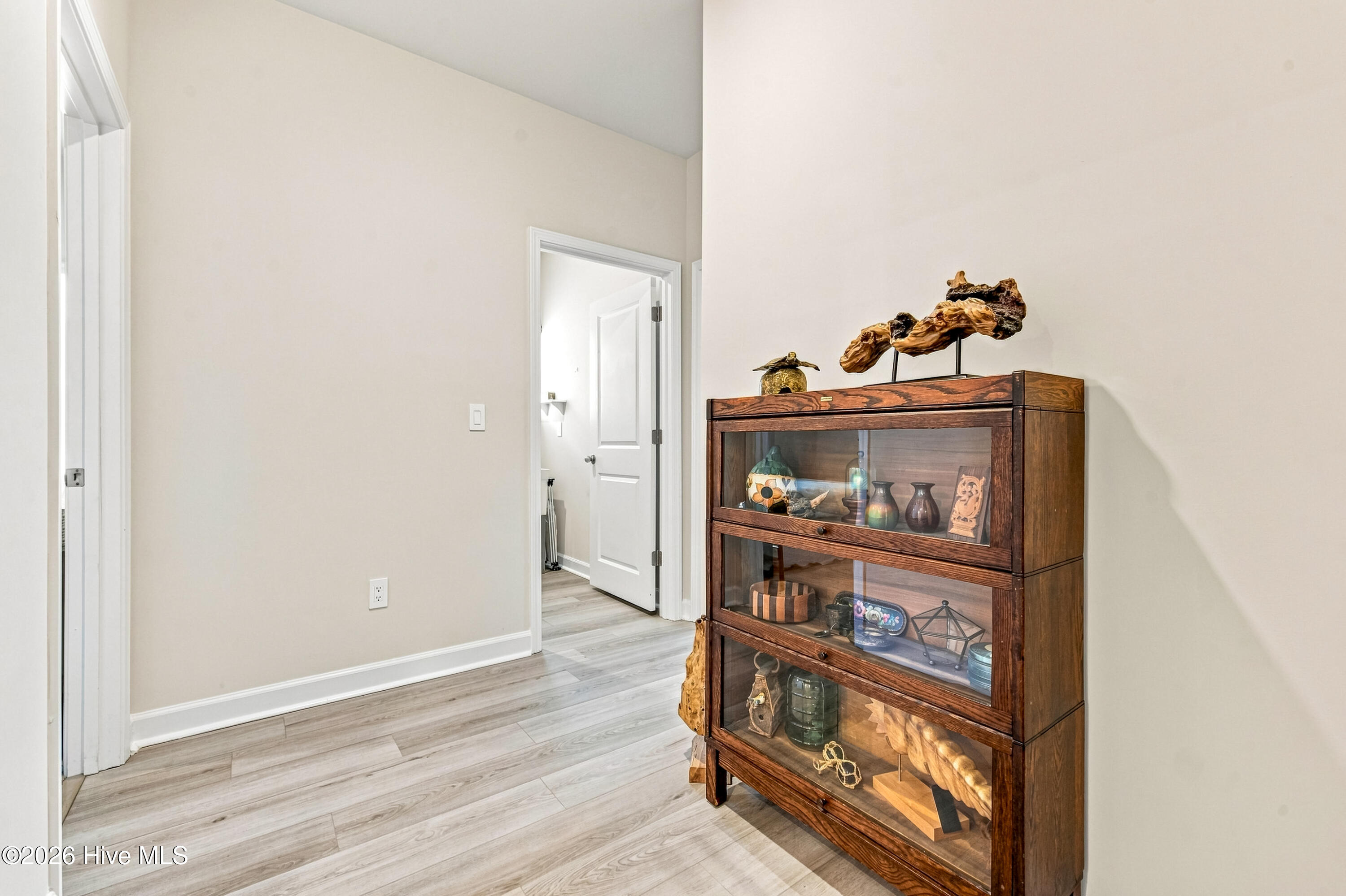 605 Blackthorne Circle Nw Property Photo 22