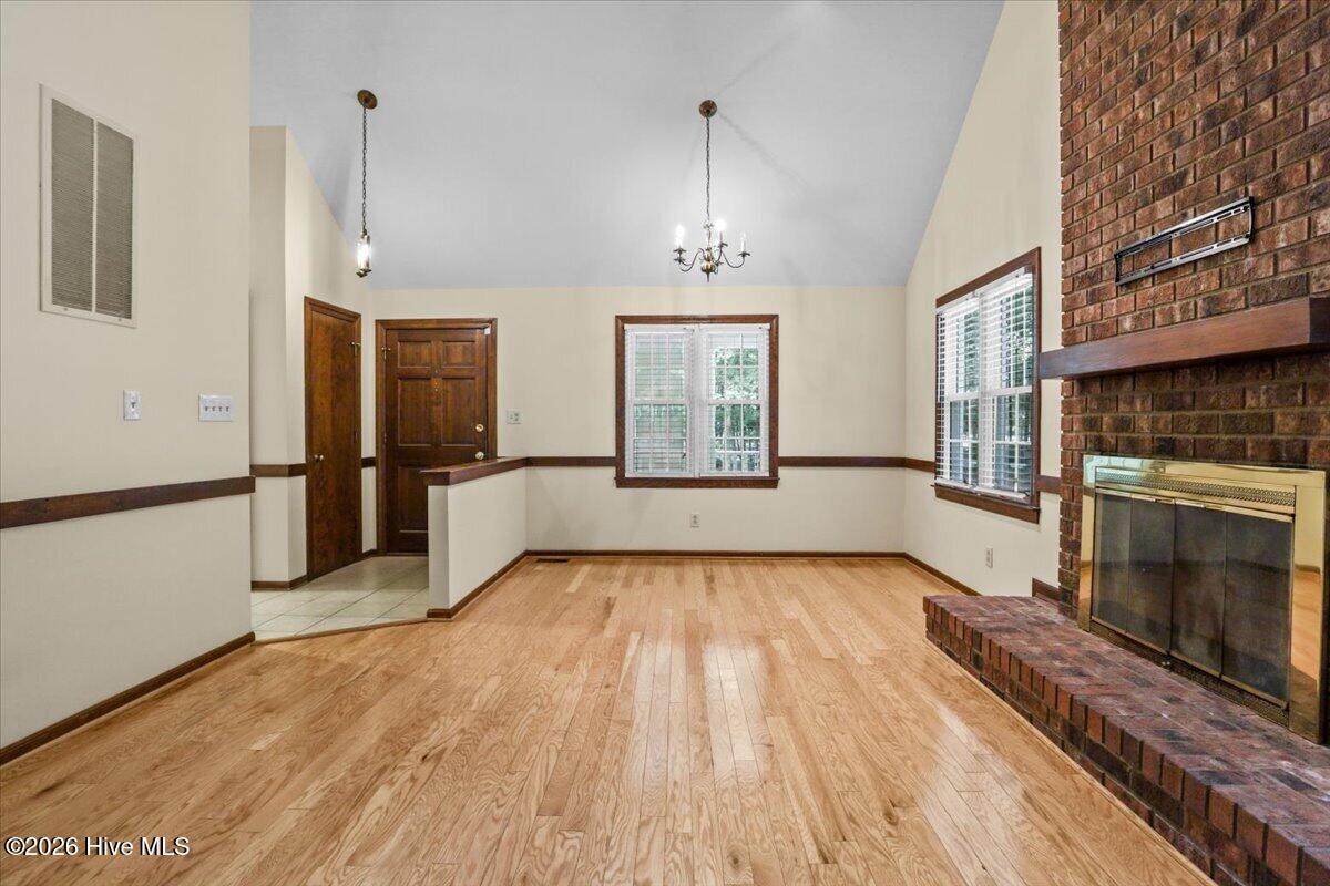 4528 Country Lane Property Photo 7