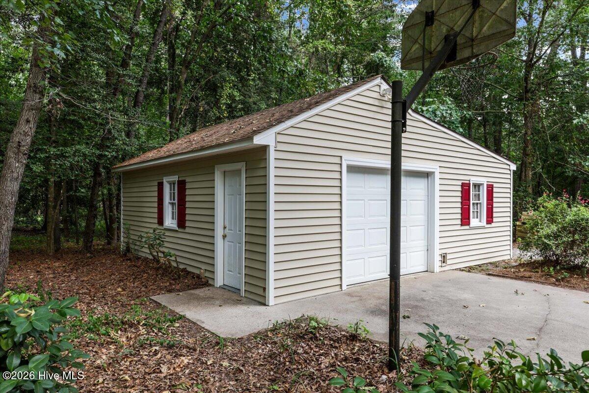 4528 Country Lane Property Photo 33