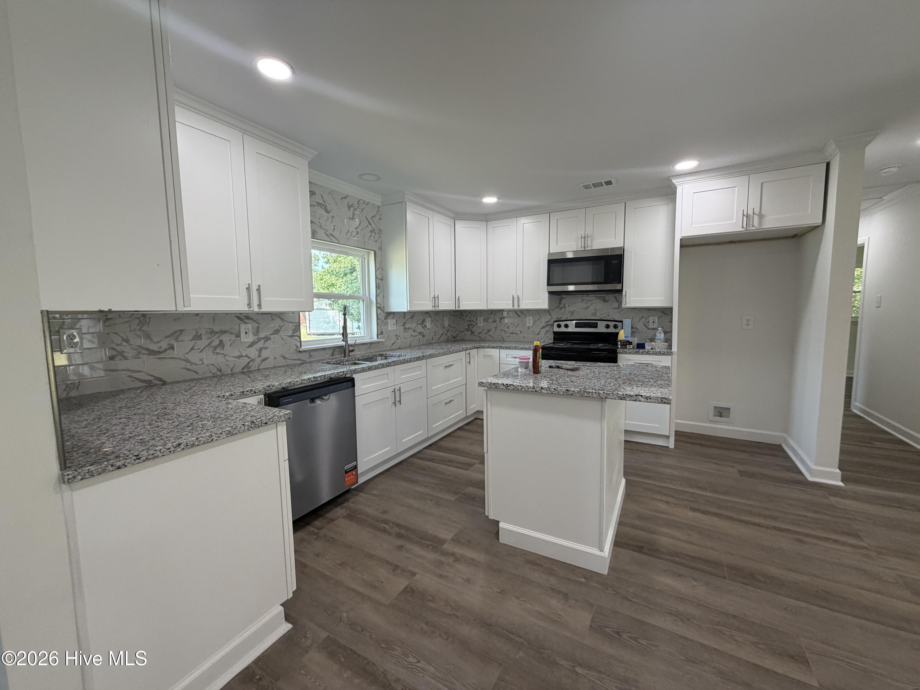 306 Waynesboro Highway Property Photo 3