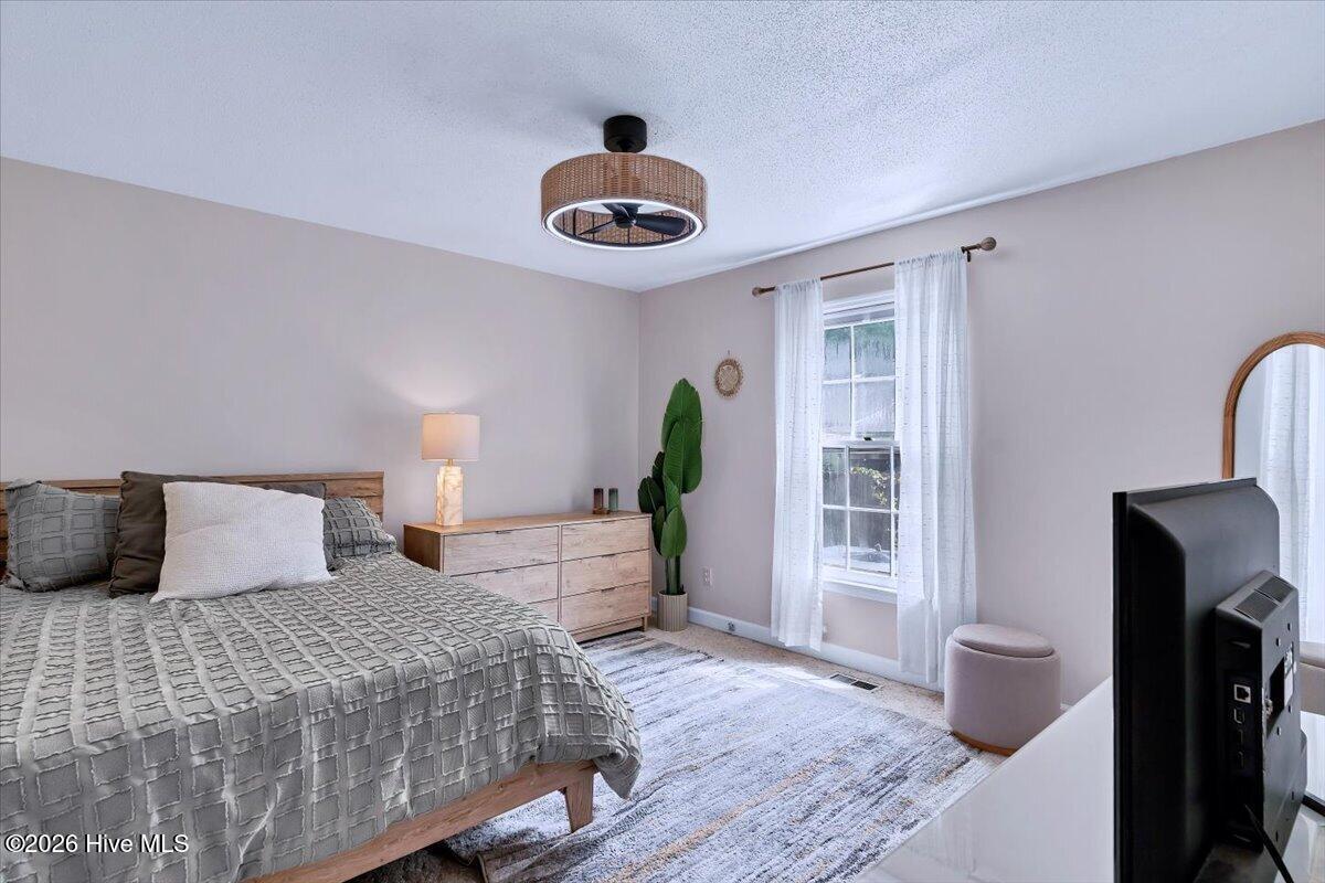 1933 Merrimac Drive Property Photo 44