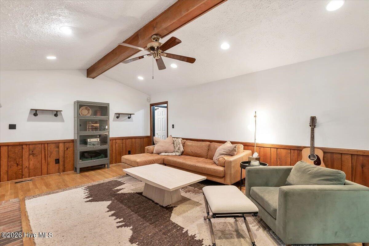 1933 Merrimac Drive Property Photo 83