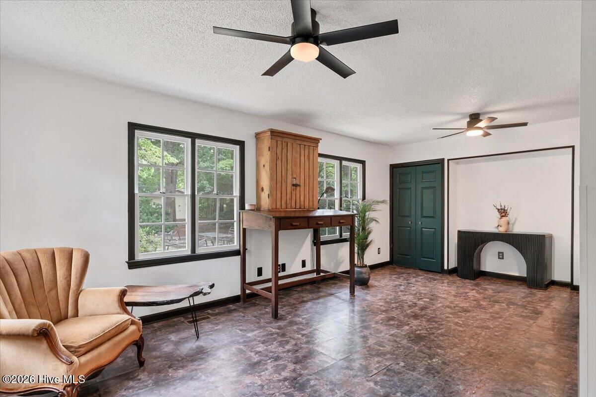 1933 Merrimac Drive Property Photo 85