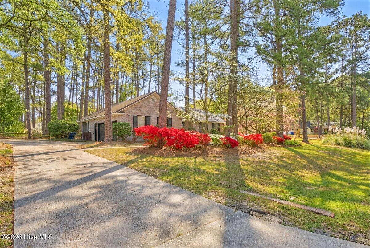 1933 Merrimac Drive Property Photo 90