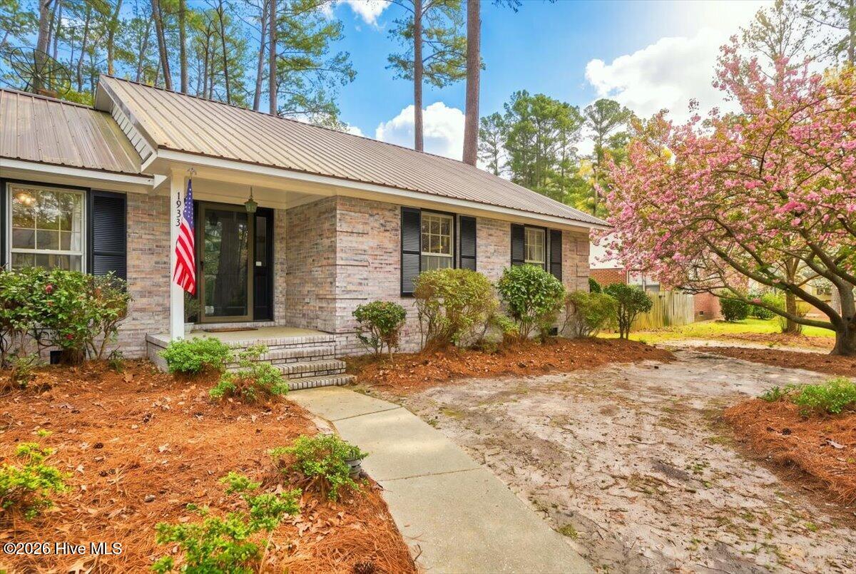 1933 Merrimac Drive Property Photo 93