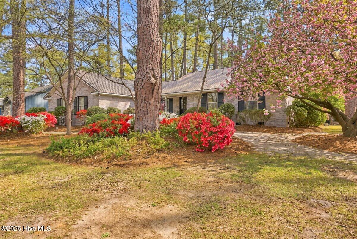 1933 Merrimac Drive Property Photo 96