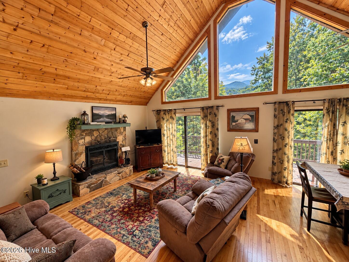 1168 Daybreak Boulevard Property Photo 17