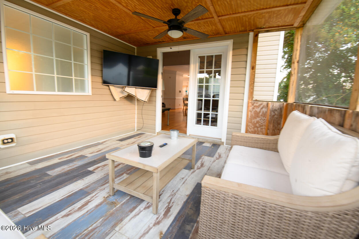 3607 Trotters Drive W Property Photo 60