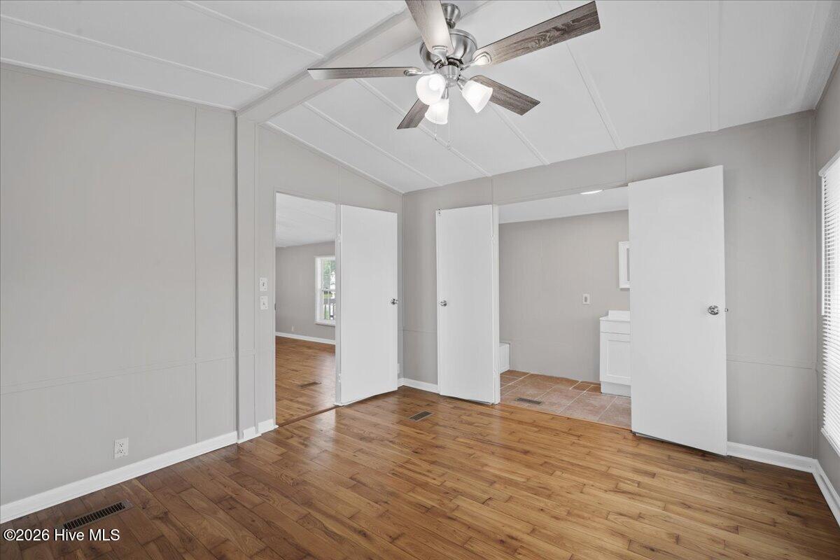 208 E Boundary Street Property Photo 18