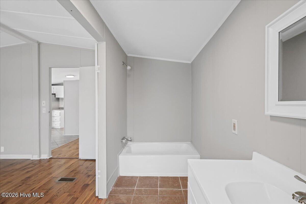 208 E Boundary Street Property Photo 29